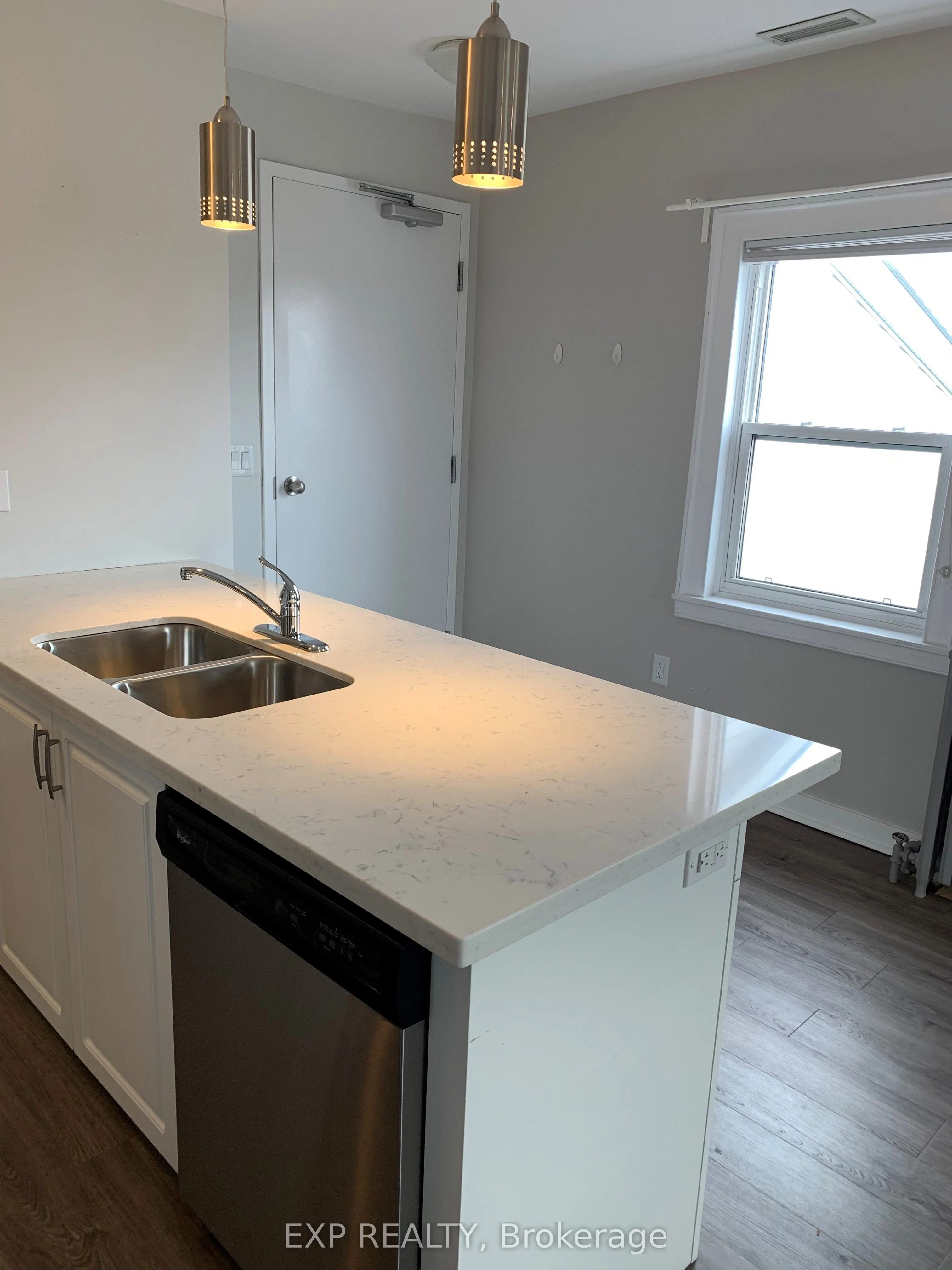 22 Main Street, #1