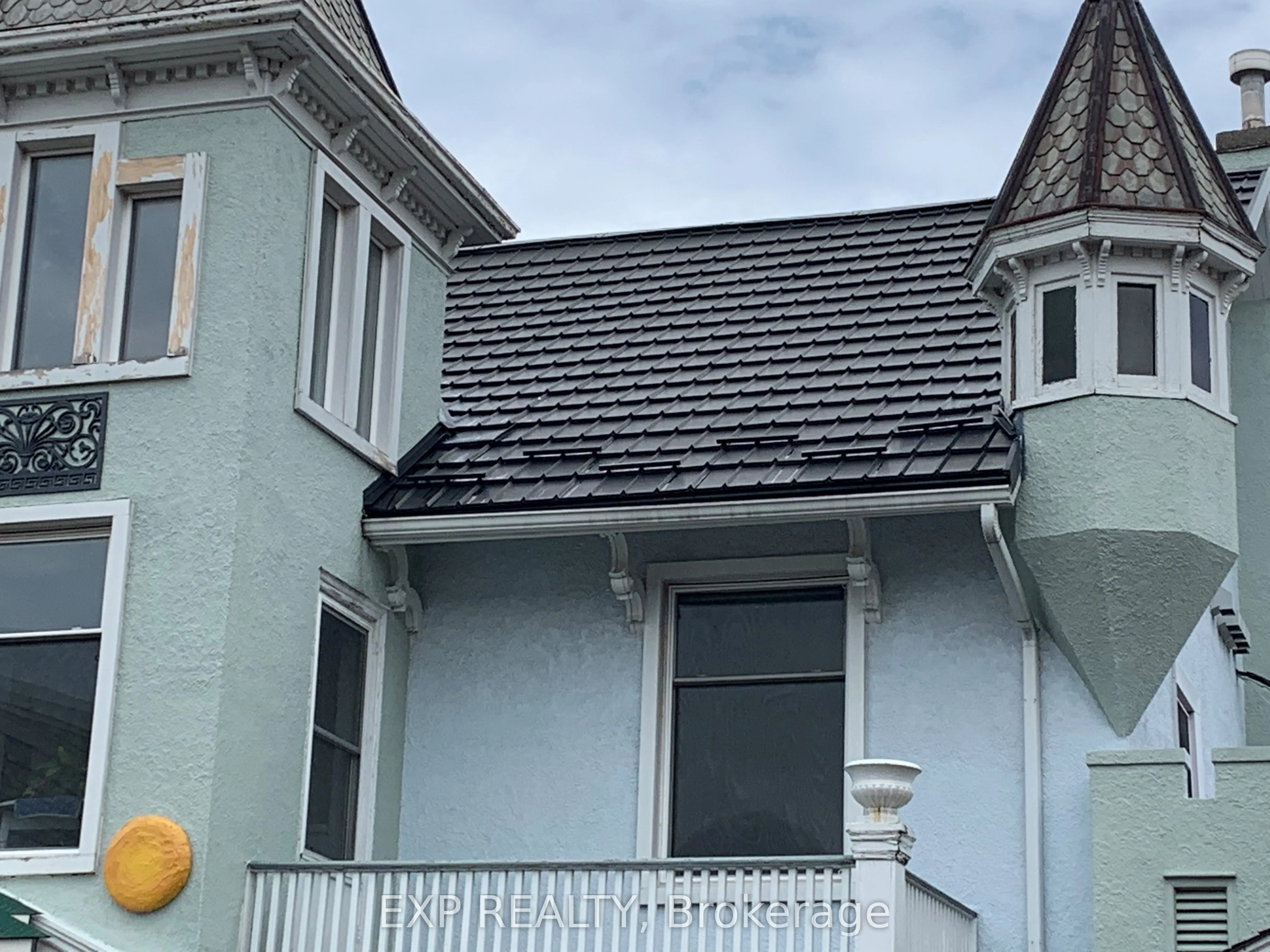 22 Main Street, #1