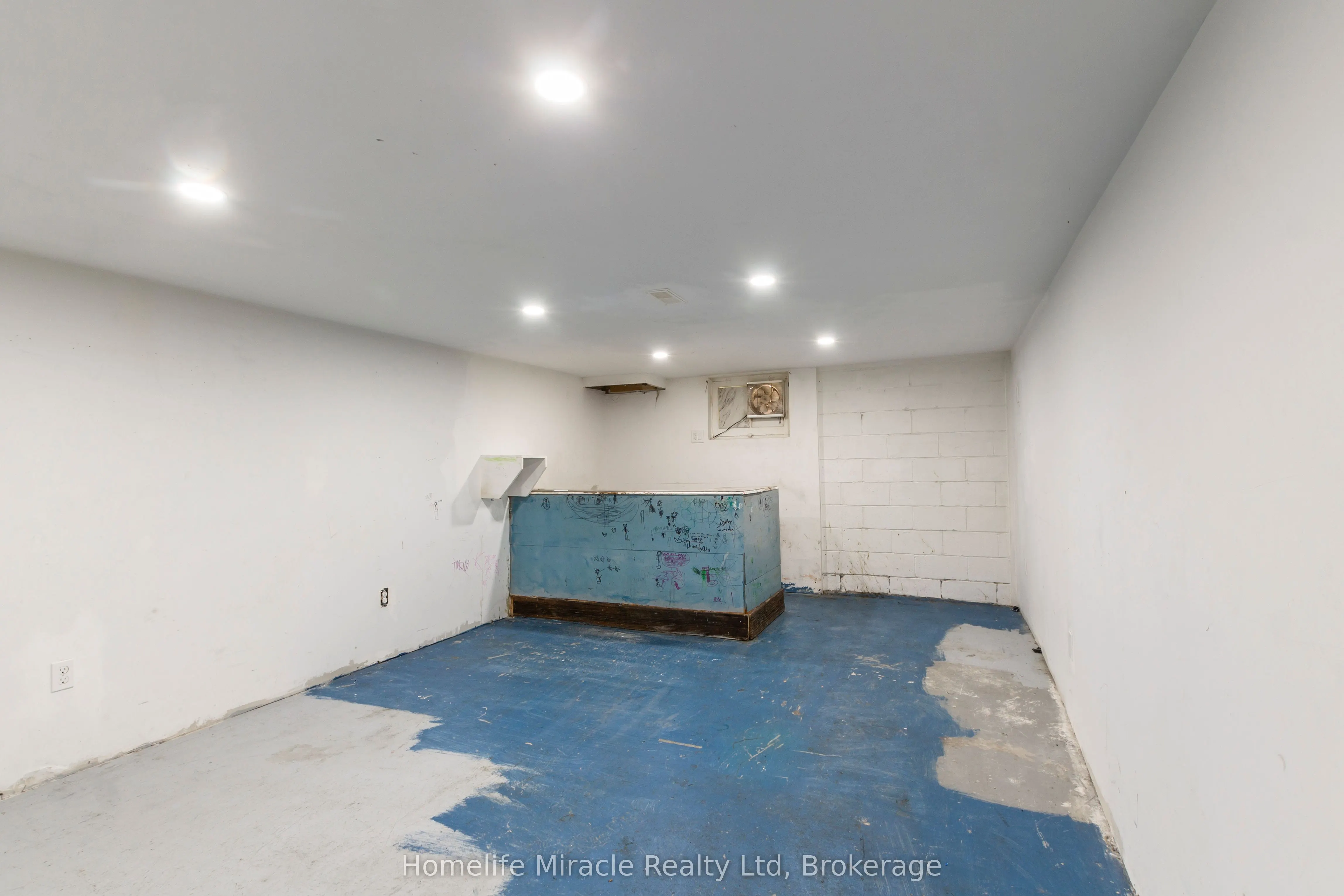 250 Cardigan Street