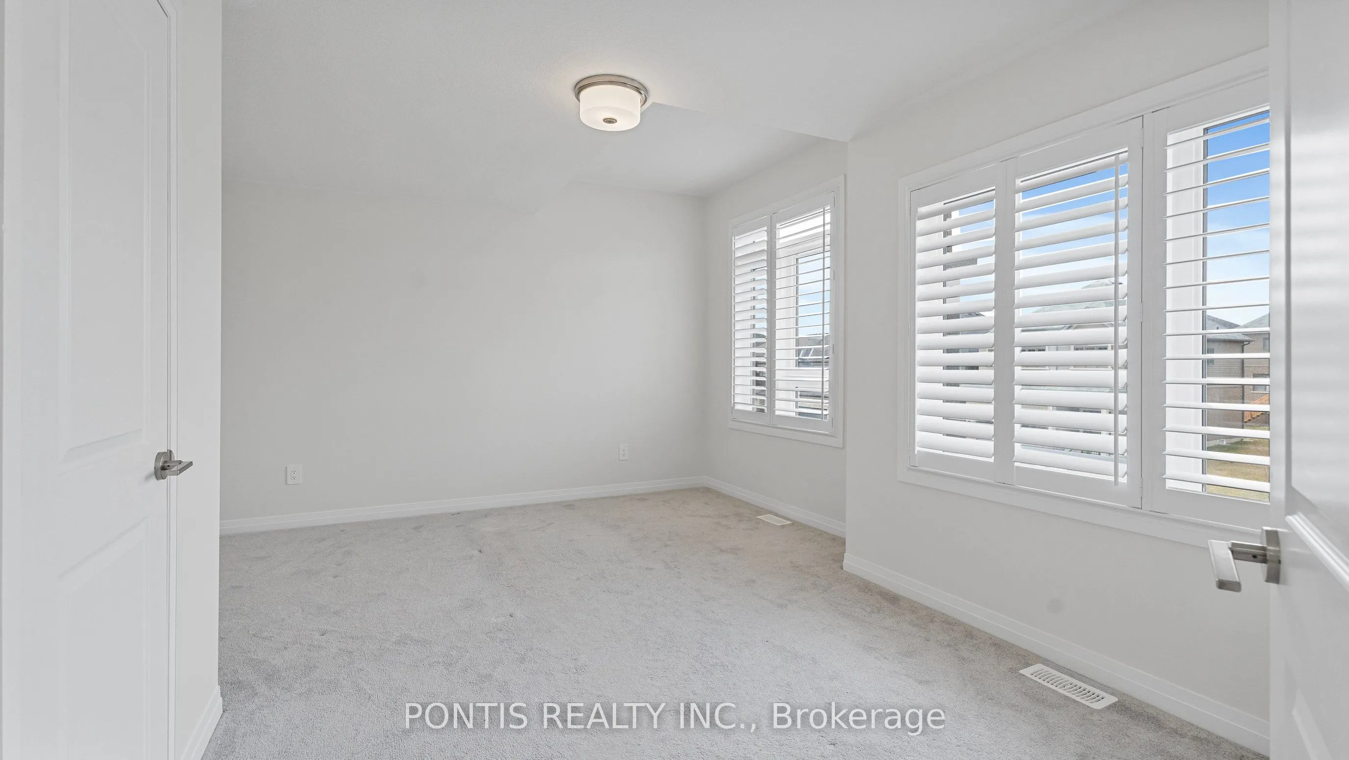 1 Brewis Street