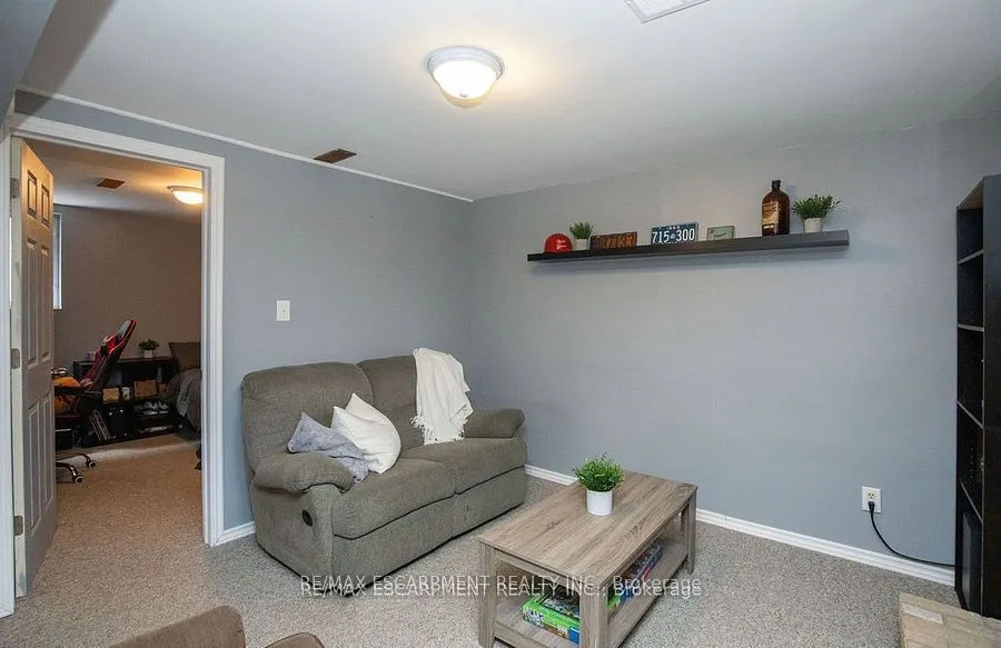 54 Merritt Crescent