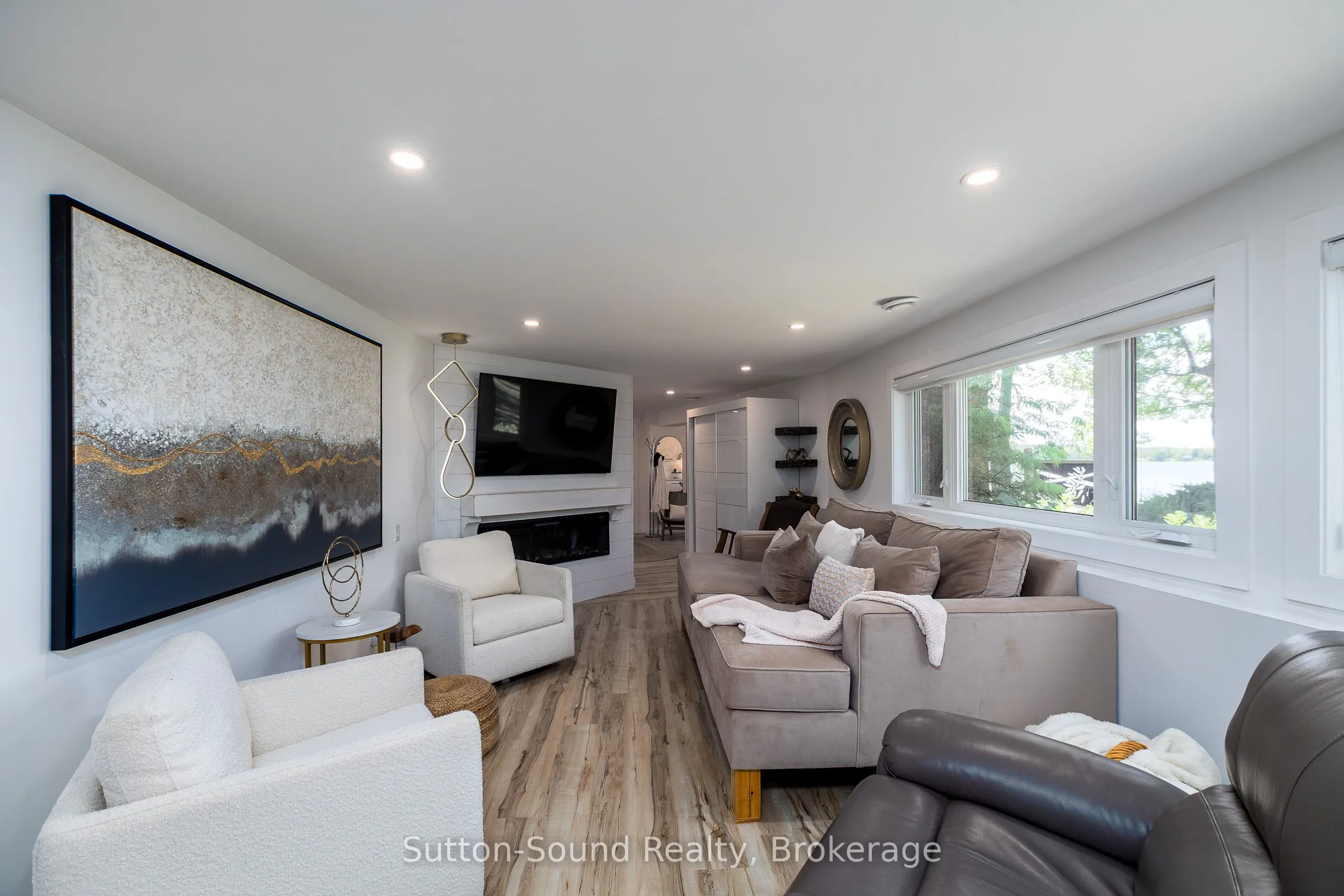 359288 Grey Rd 15 Road