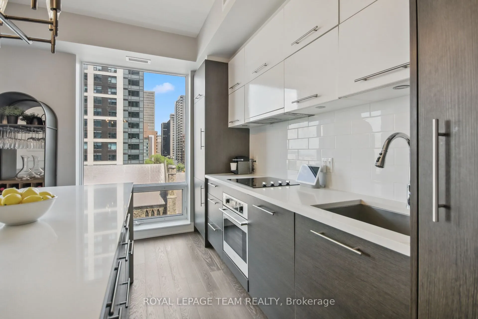 428 Sparks Street, #701