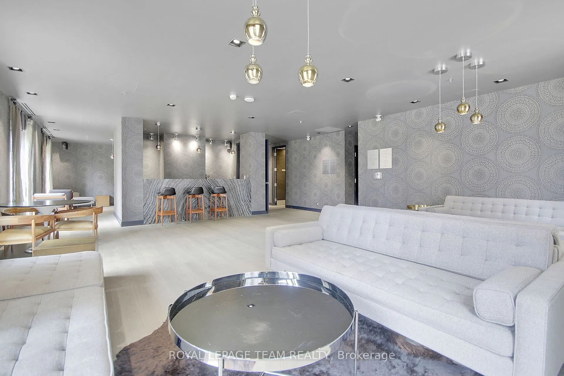 428 Sparks Street, #701