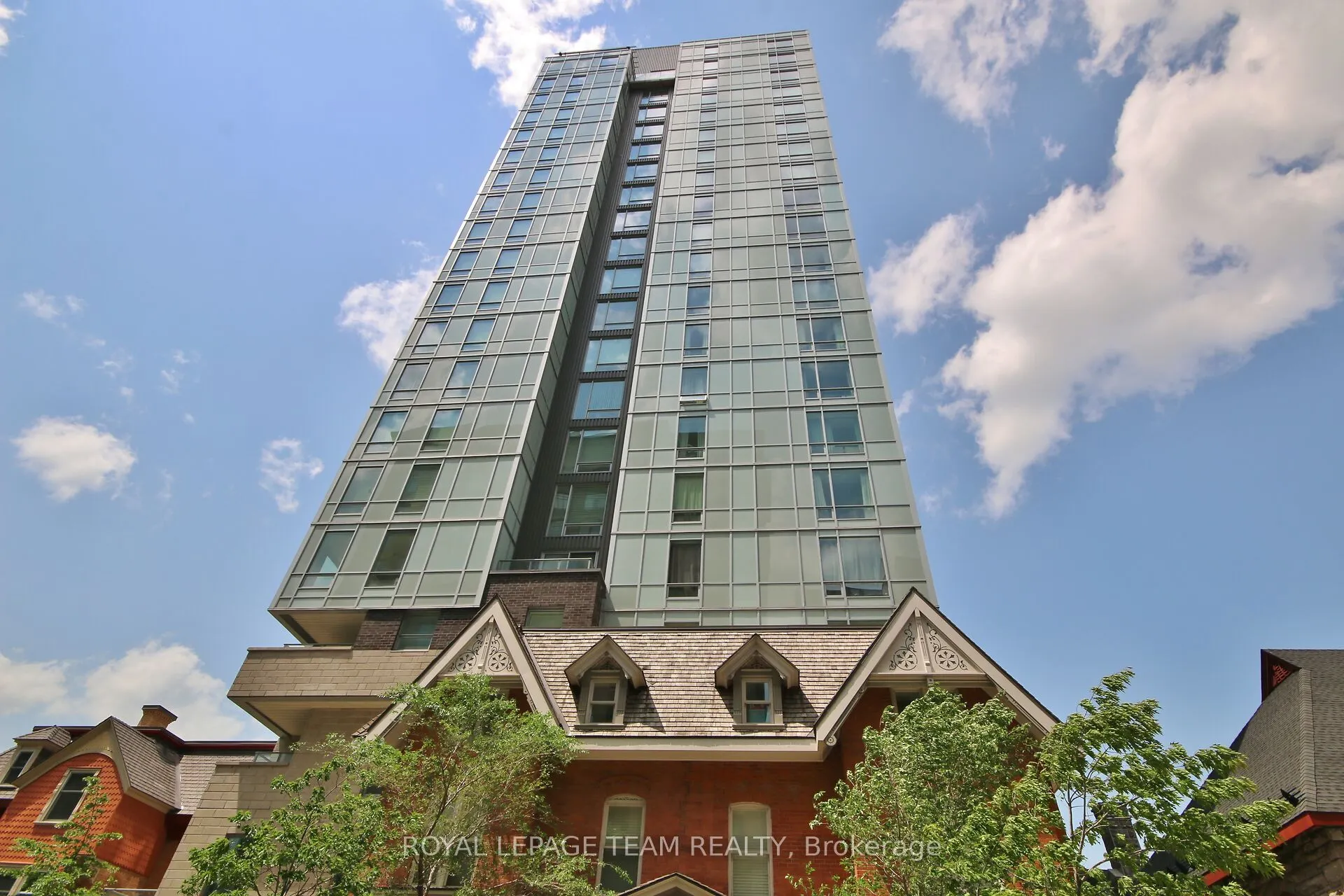428 Sparks Street, #701