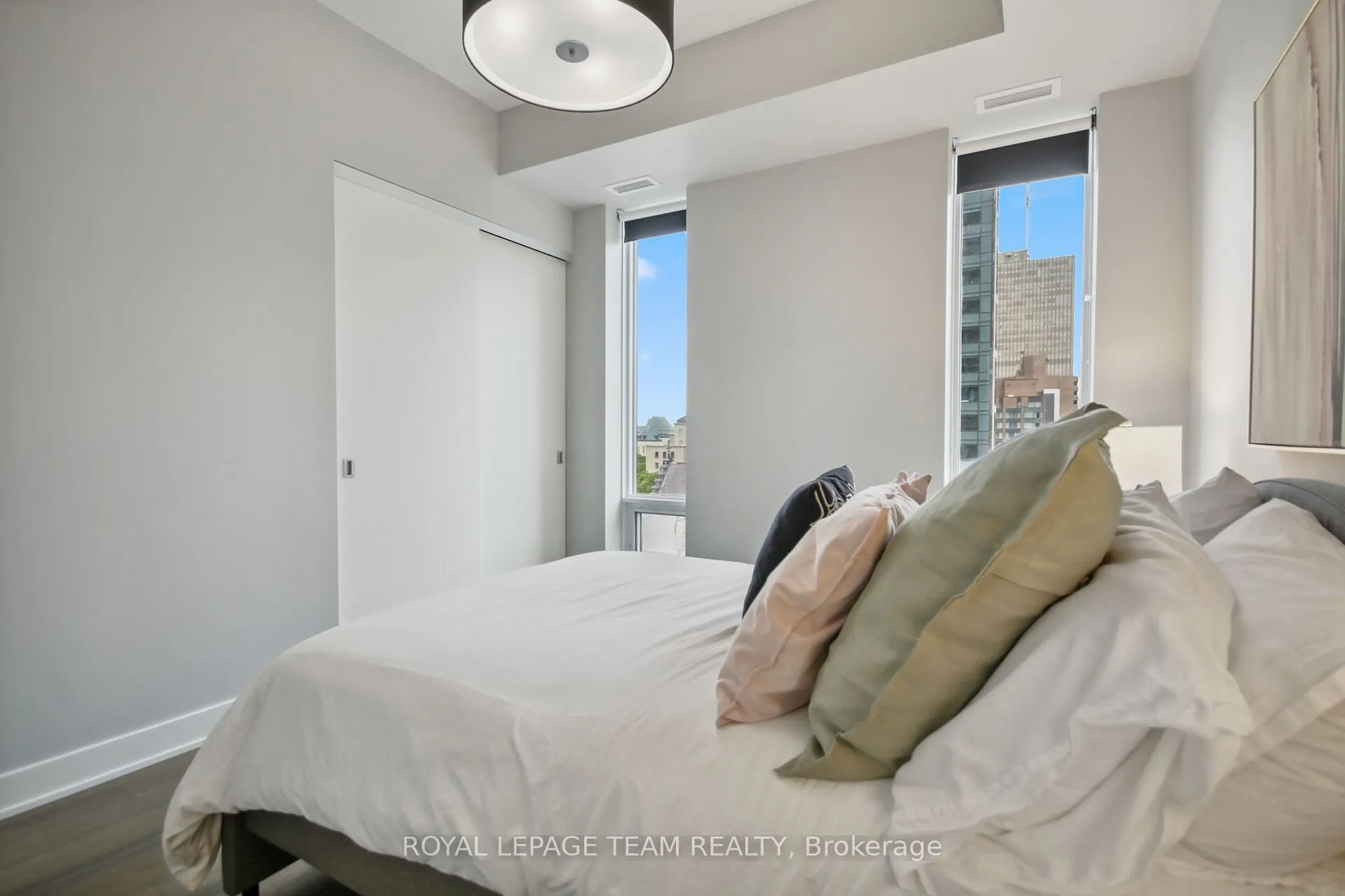 428 Sparks Street, #701