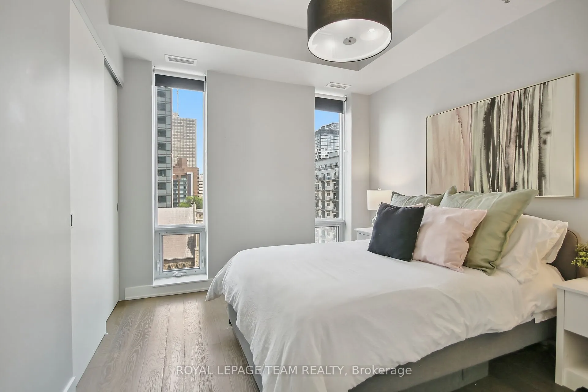 428 Sparks Street, #701