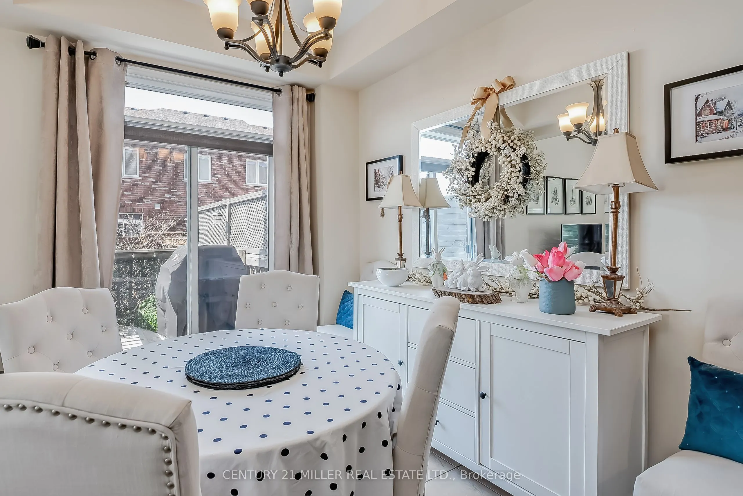 45 Seabreeze Crescent, #19