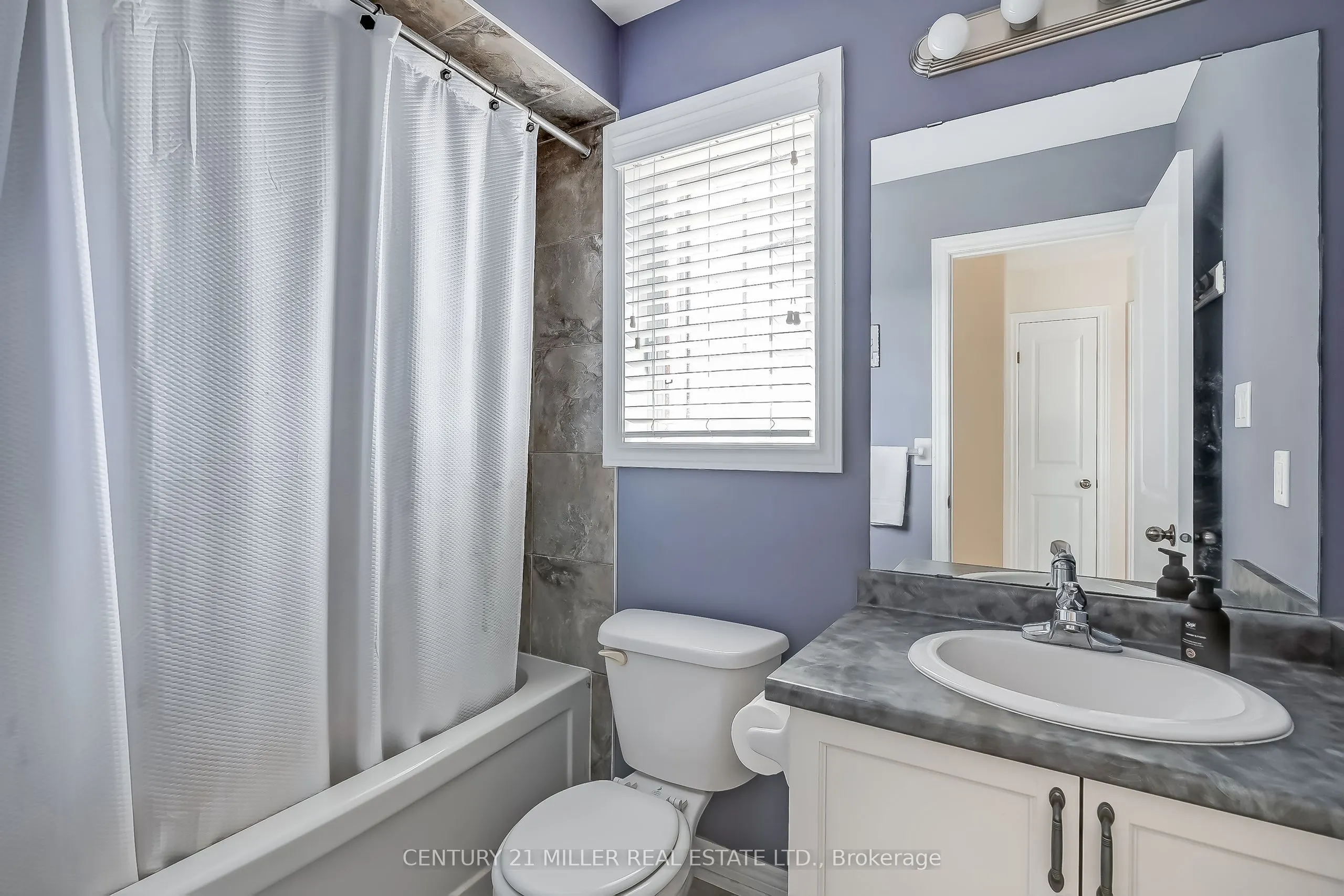 45 Seabreeze Crescent, #19