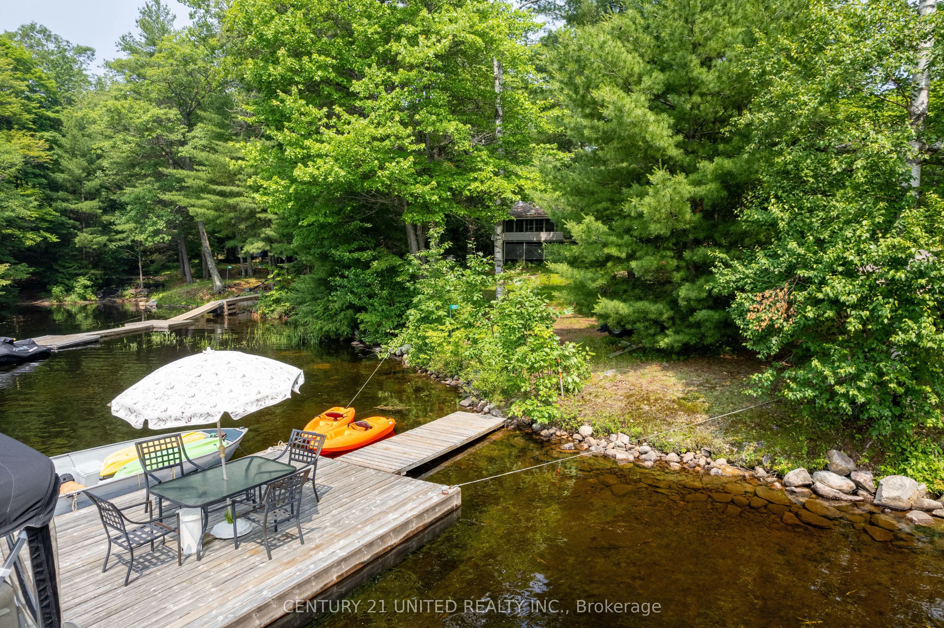 1207 Anstruther Lake Wao