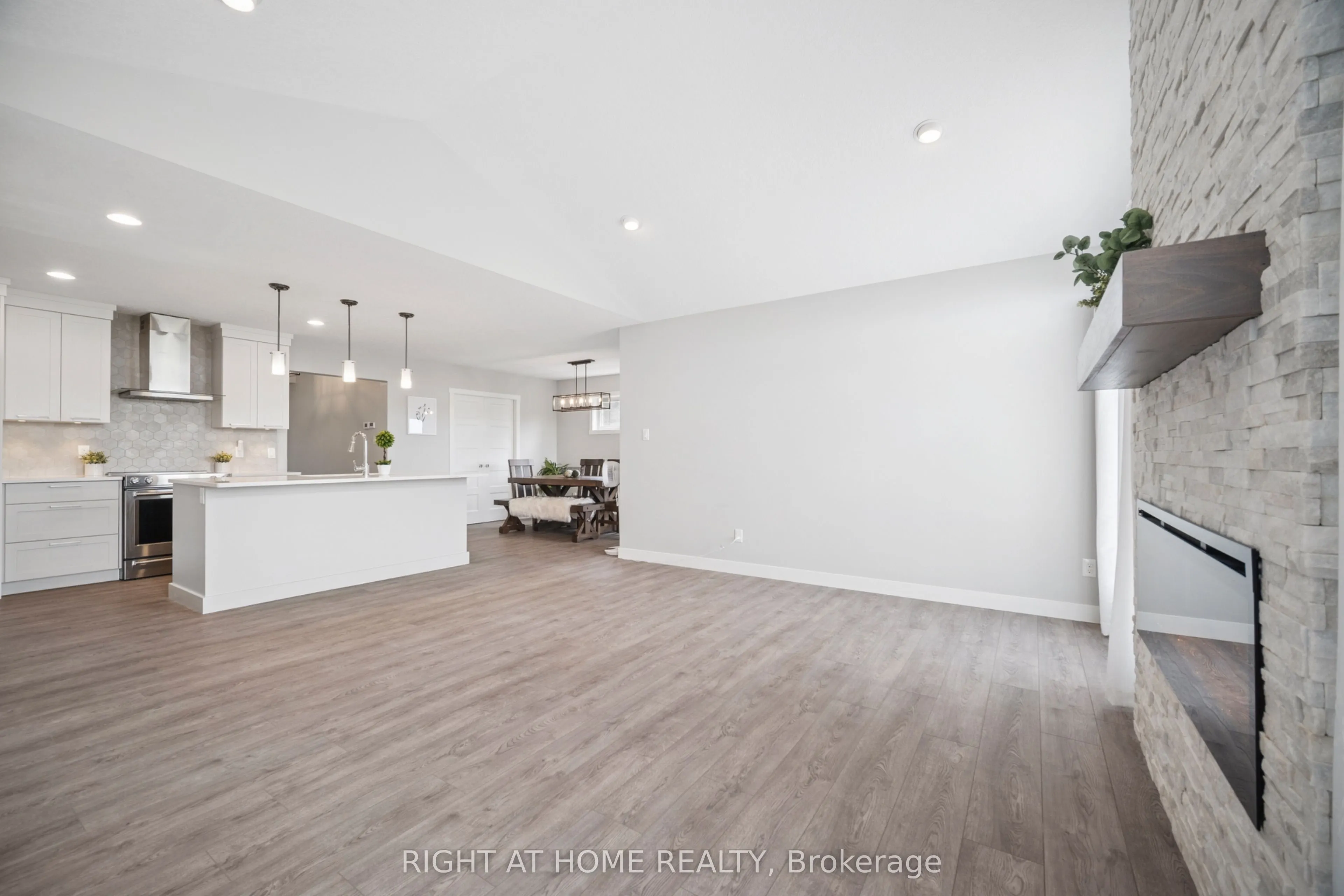 24 Oakmont Street