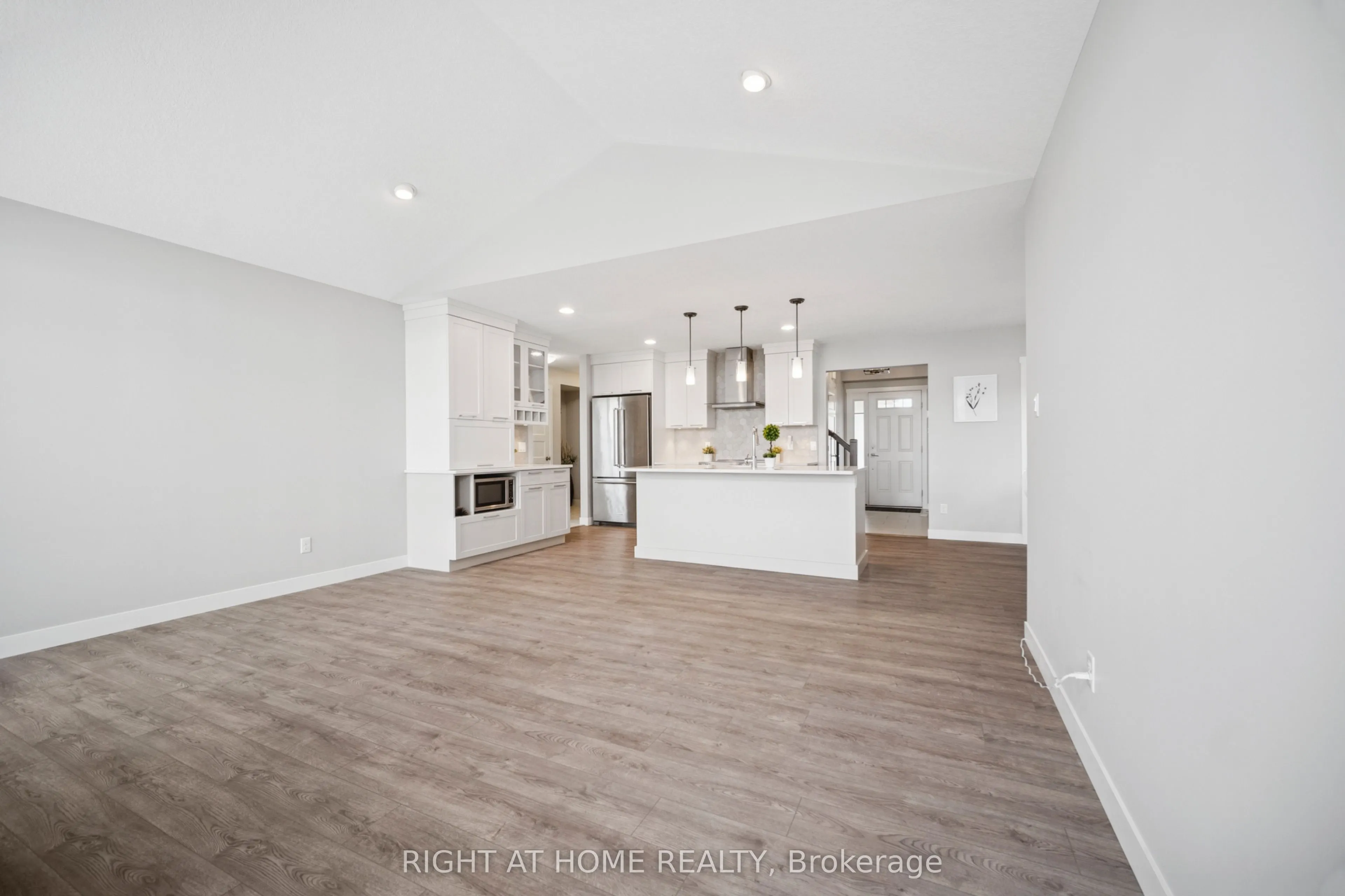 24 Oakmont Street