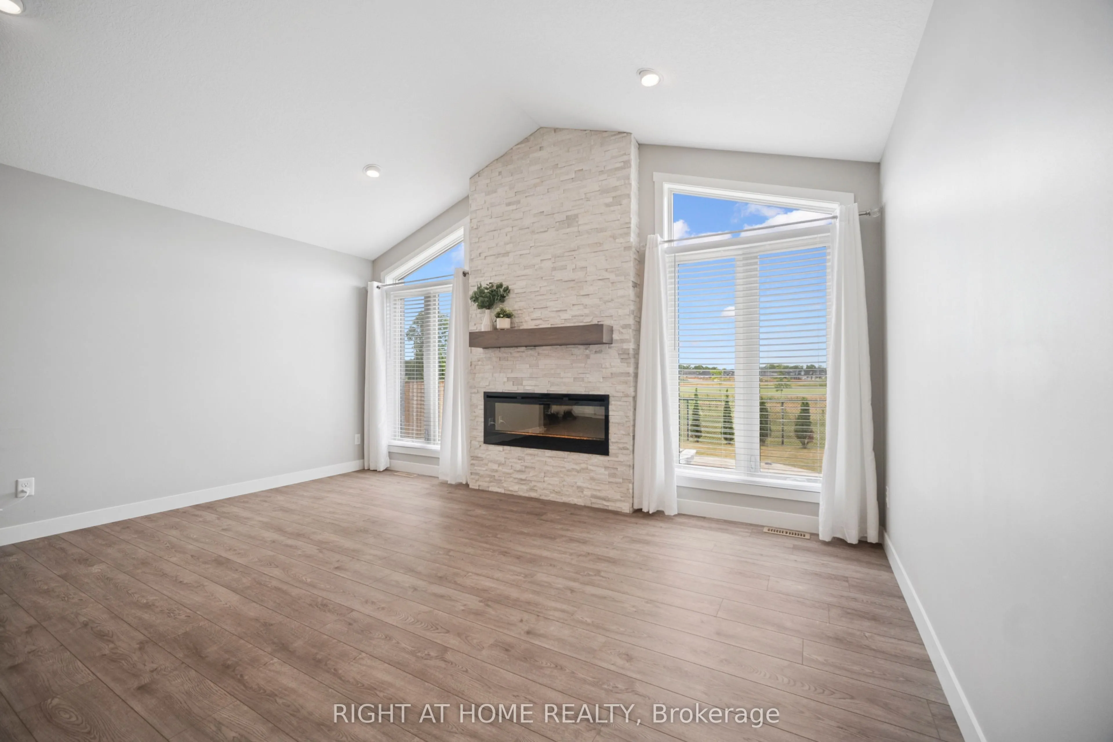 24 Oakmont Street