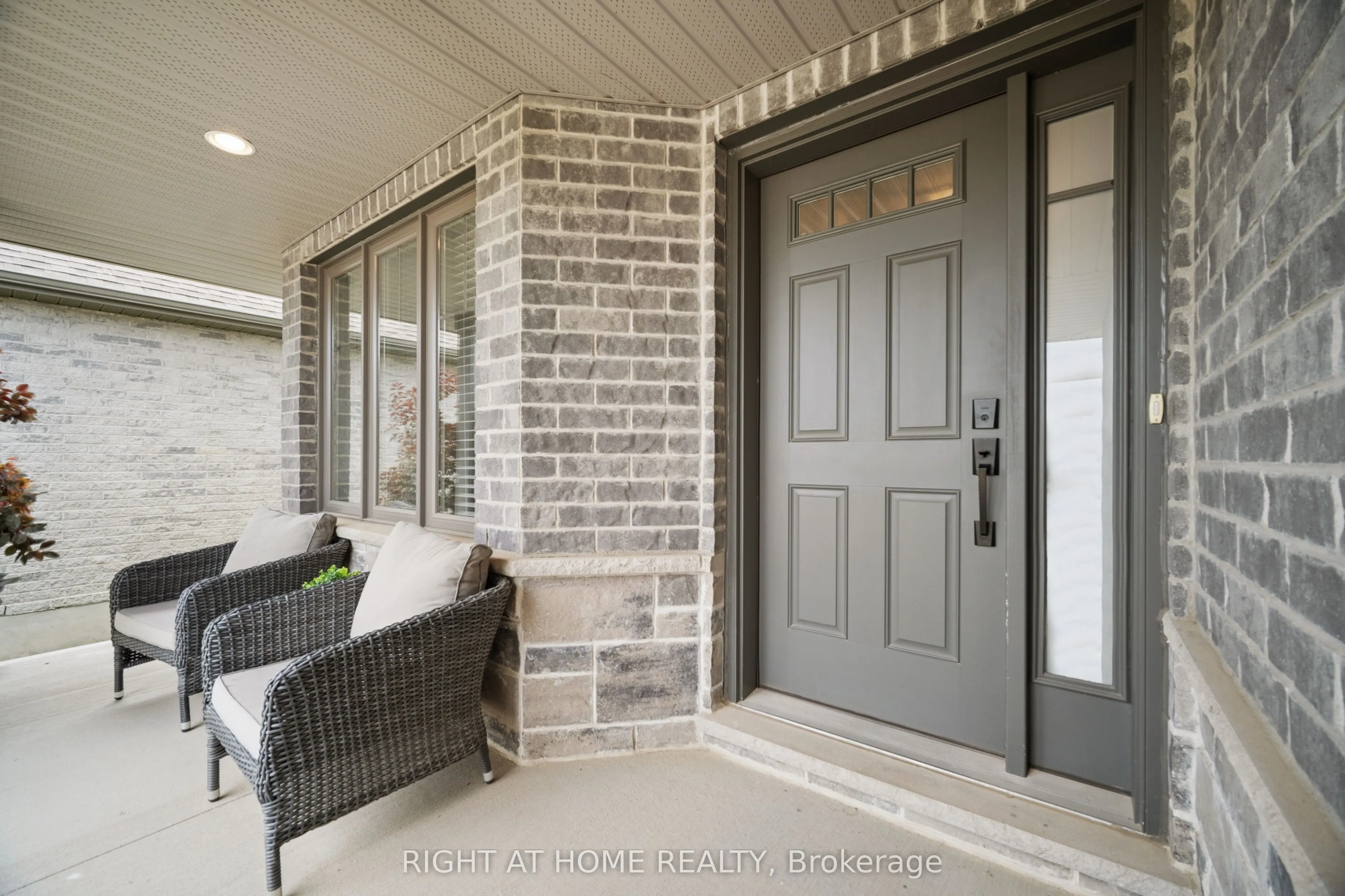 24 Oakmont Street
