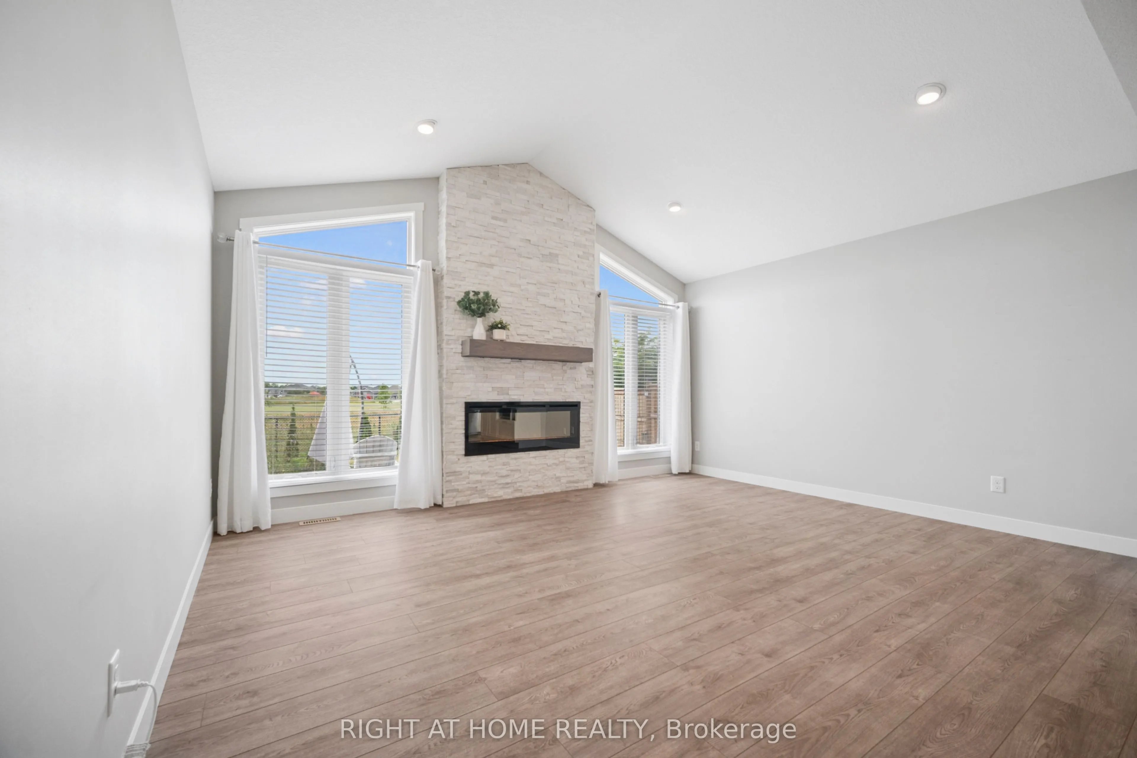 24 Oakmont Street