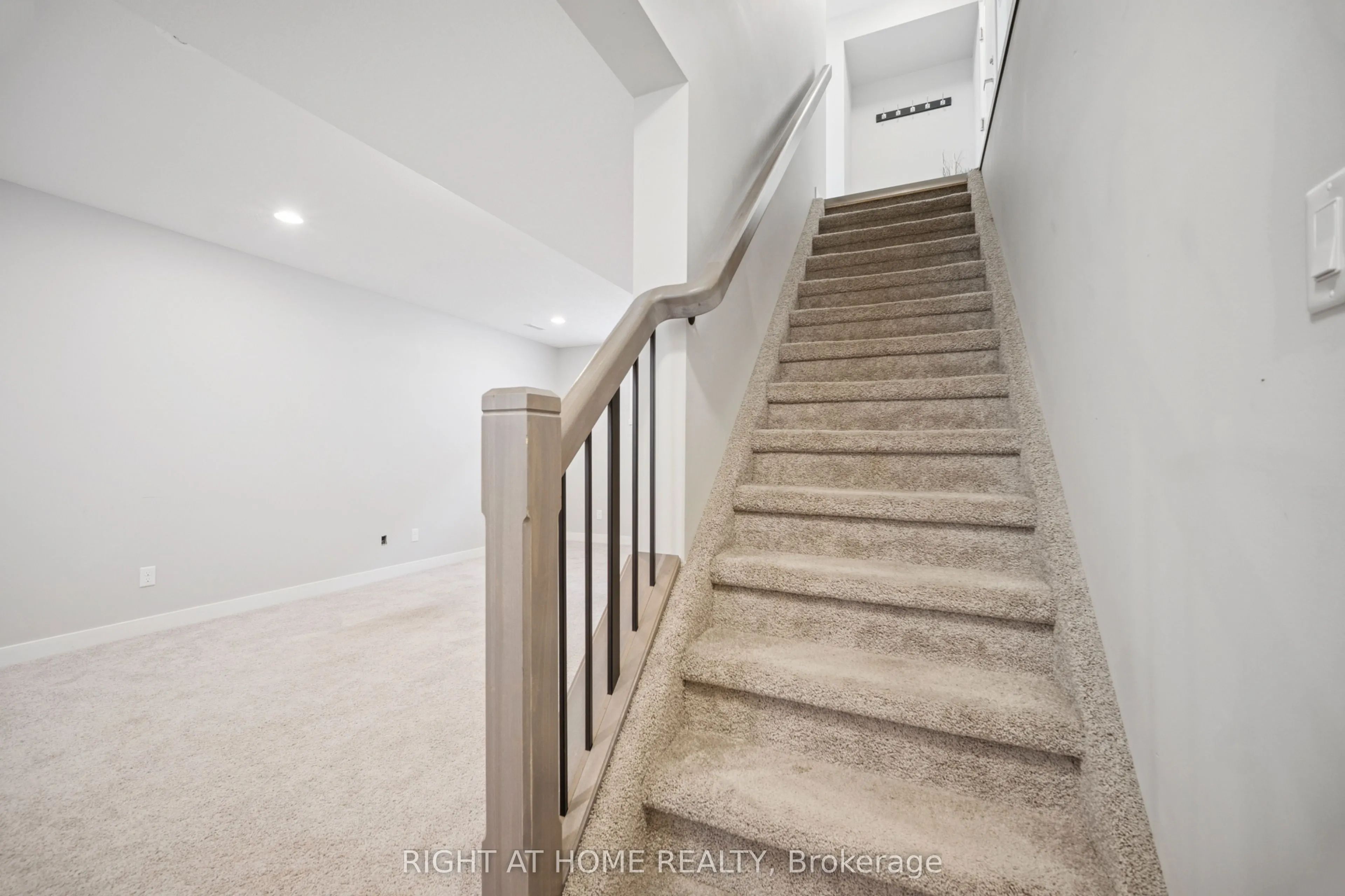 24 Oakmont Street