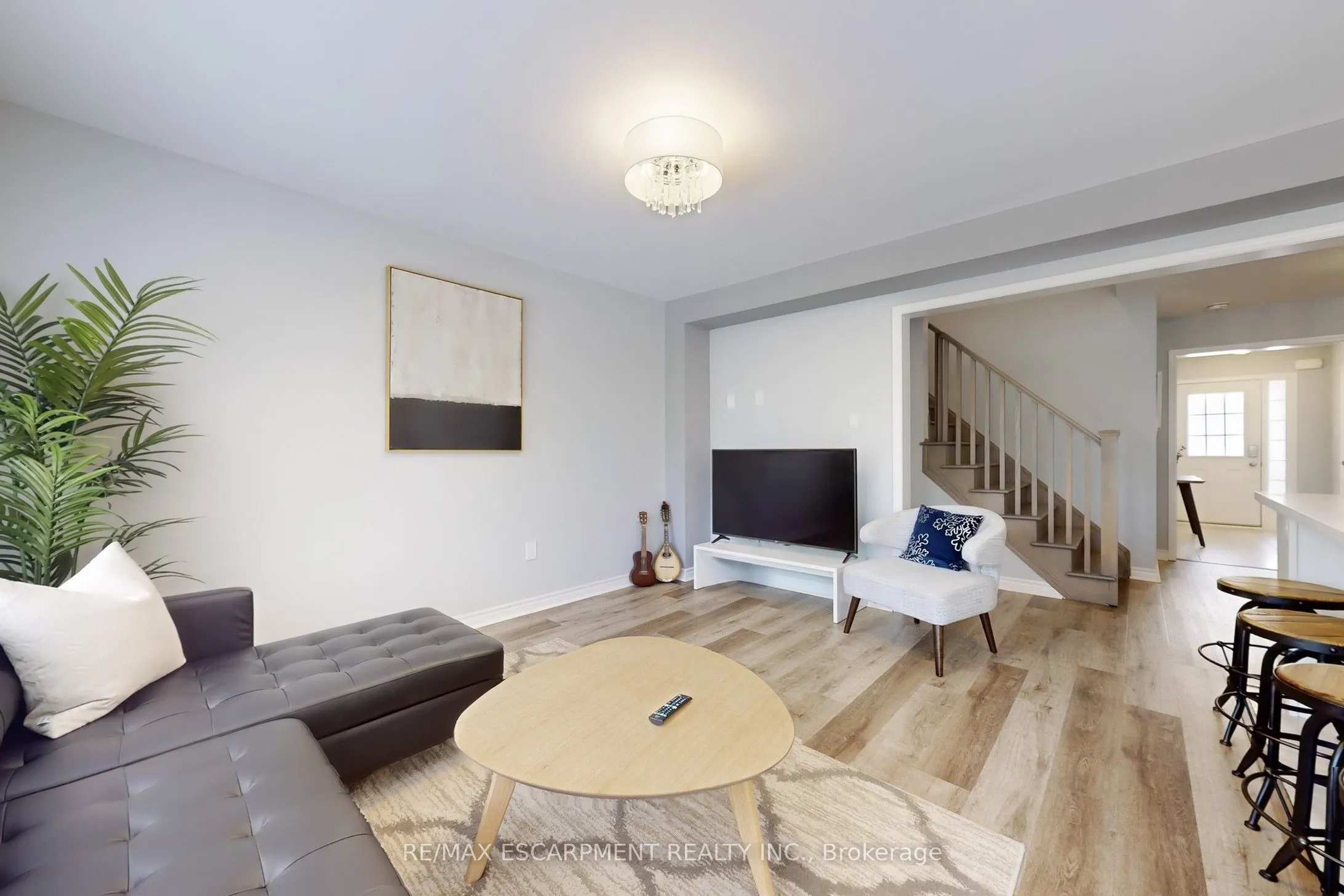 230 Avonsyde Boulevard, #37