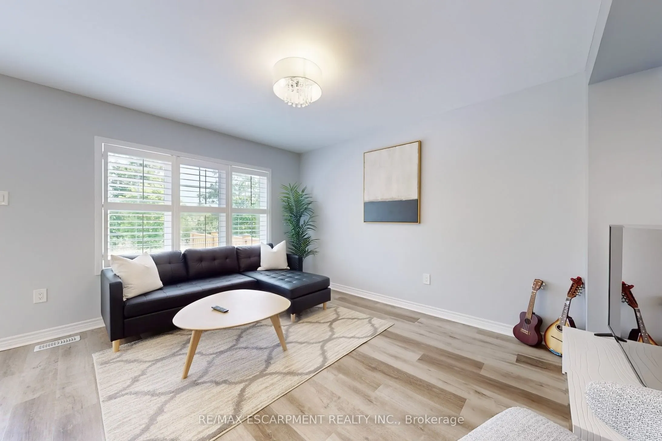 230 Avonsyde Boulevard, #37