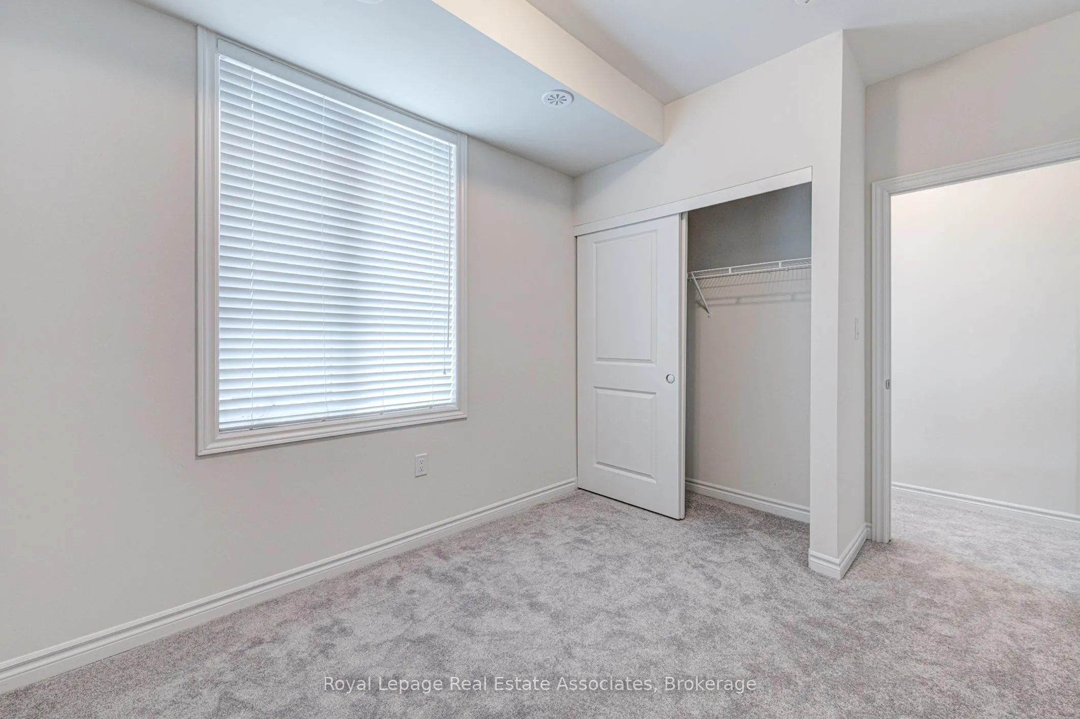 383 Dundas Street E, #53