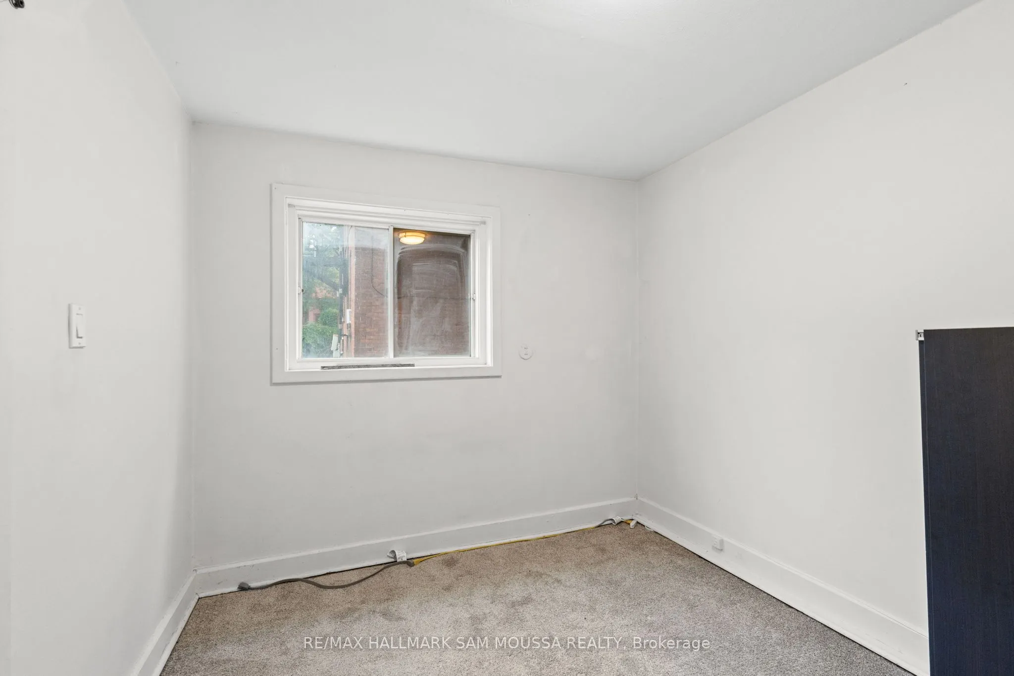 315 Waverley Street W