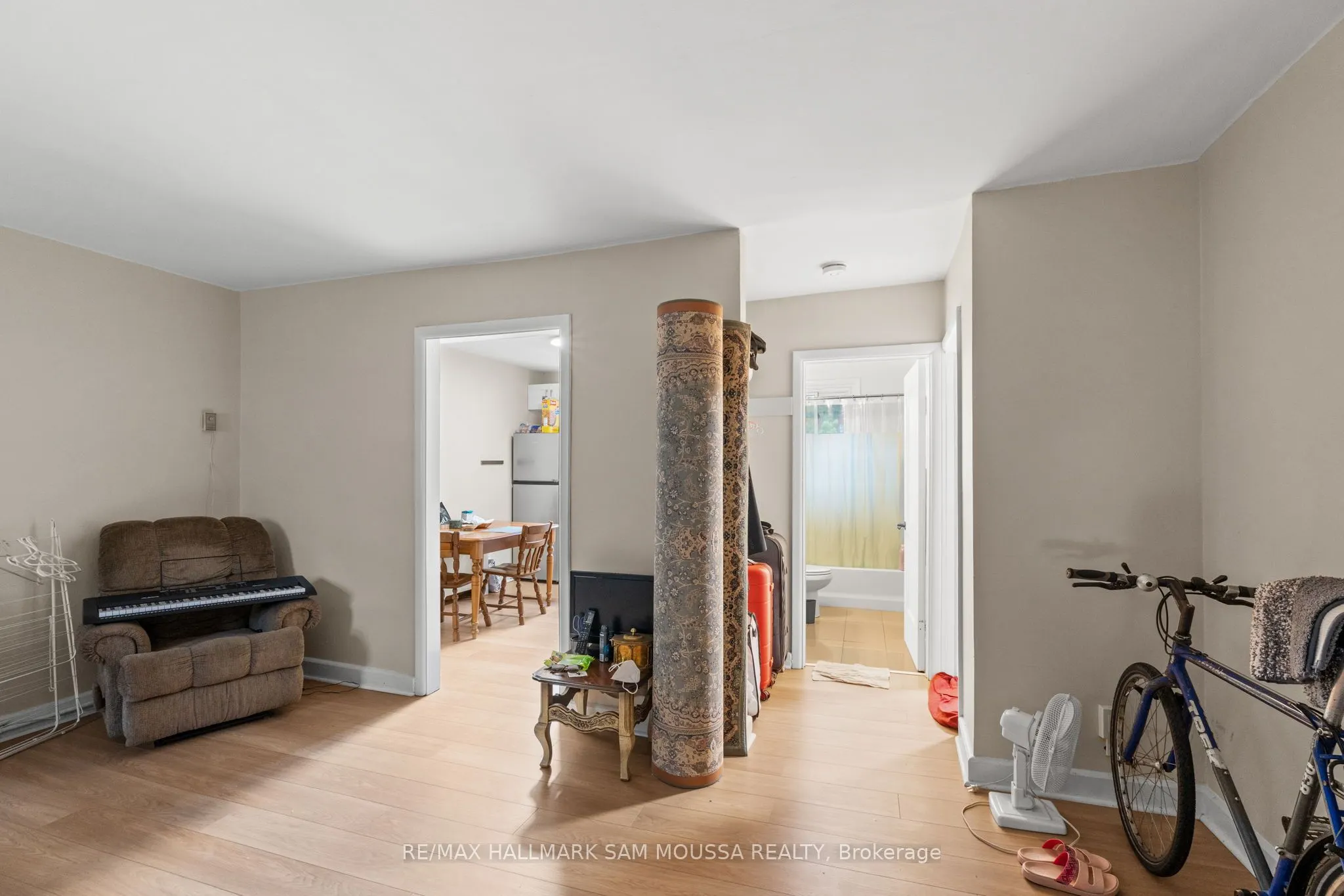 315 Waverley Street W