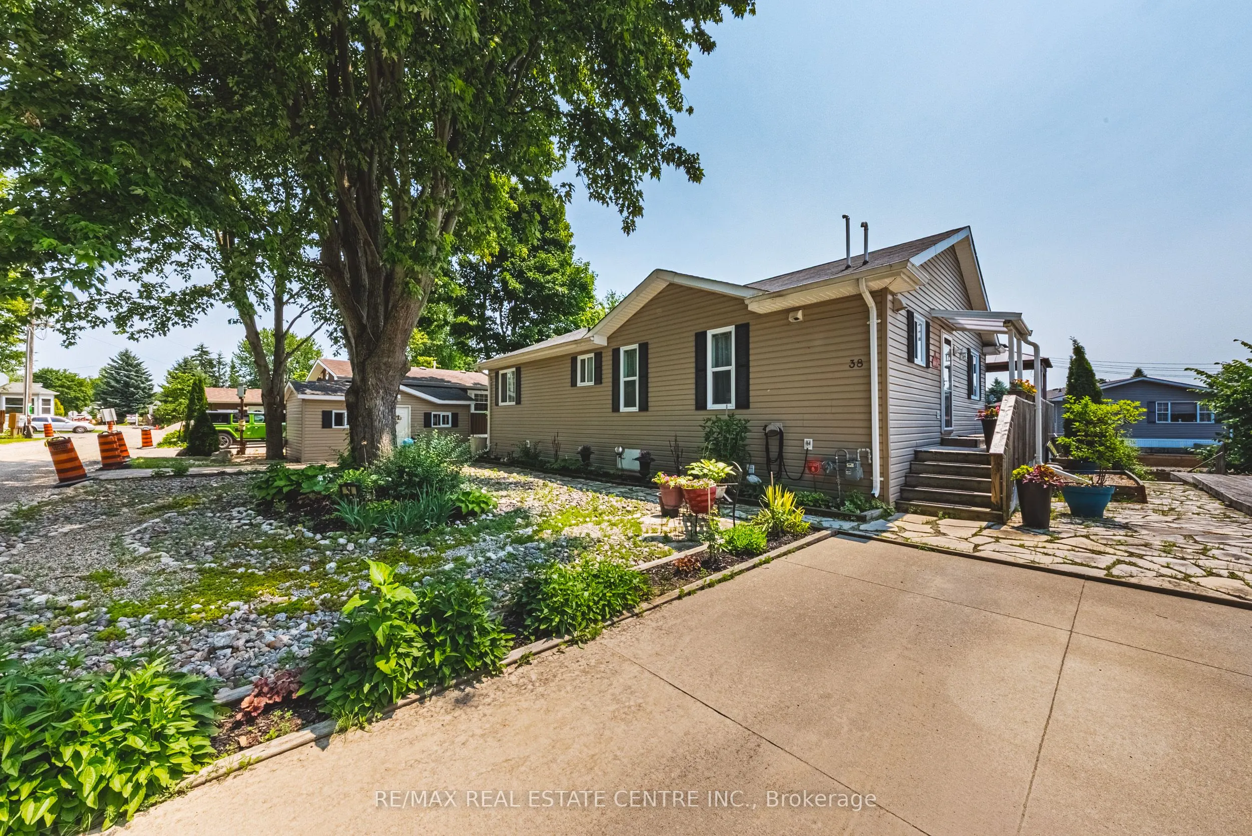 38 JASPER PVT Heights