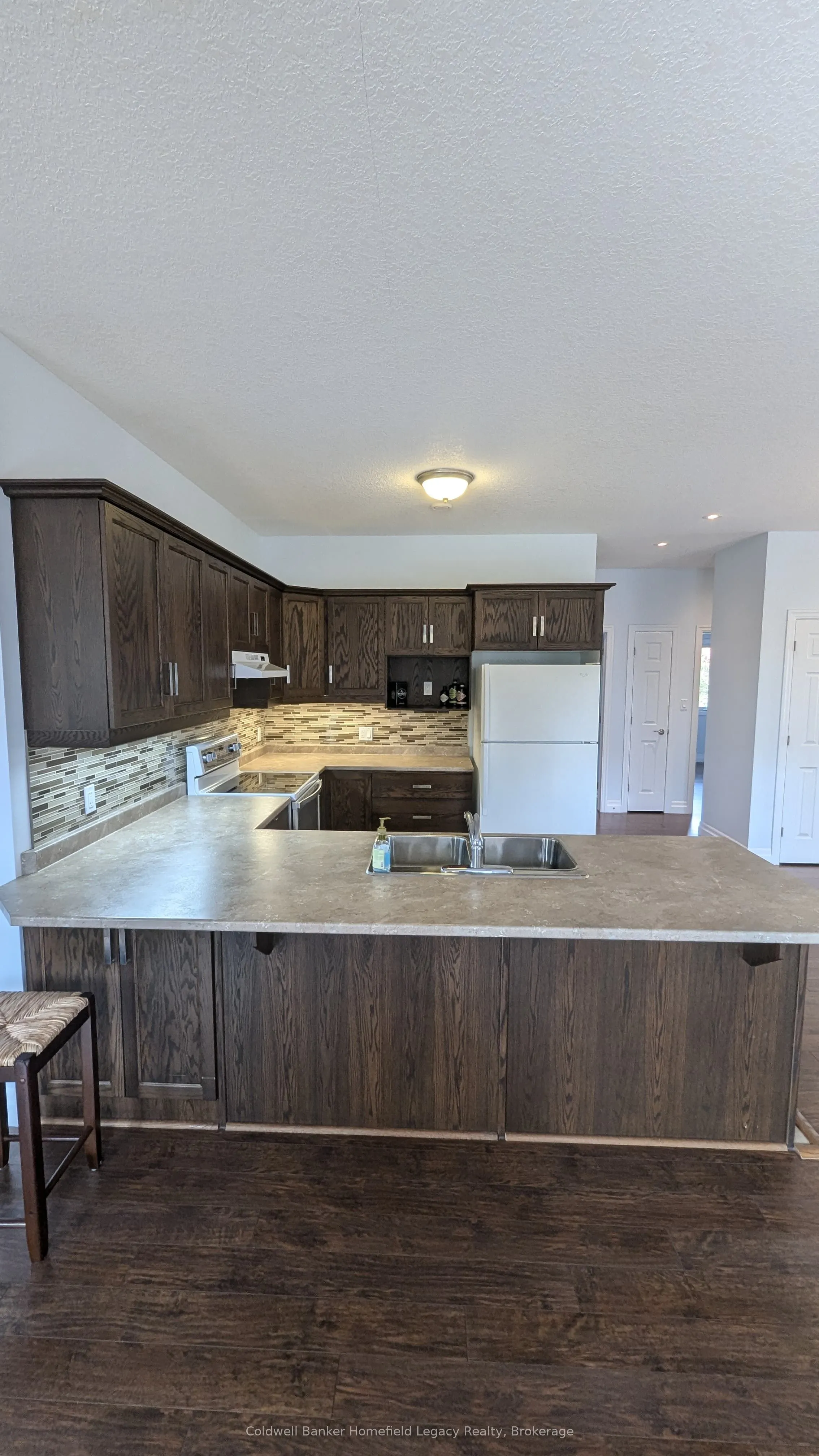 390 Church Street, #UPPER