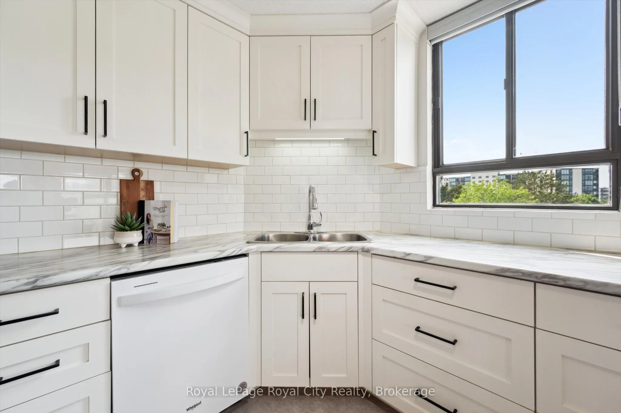 22 Marilyn Drive, #501