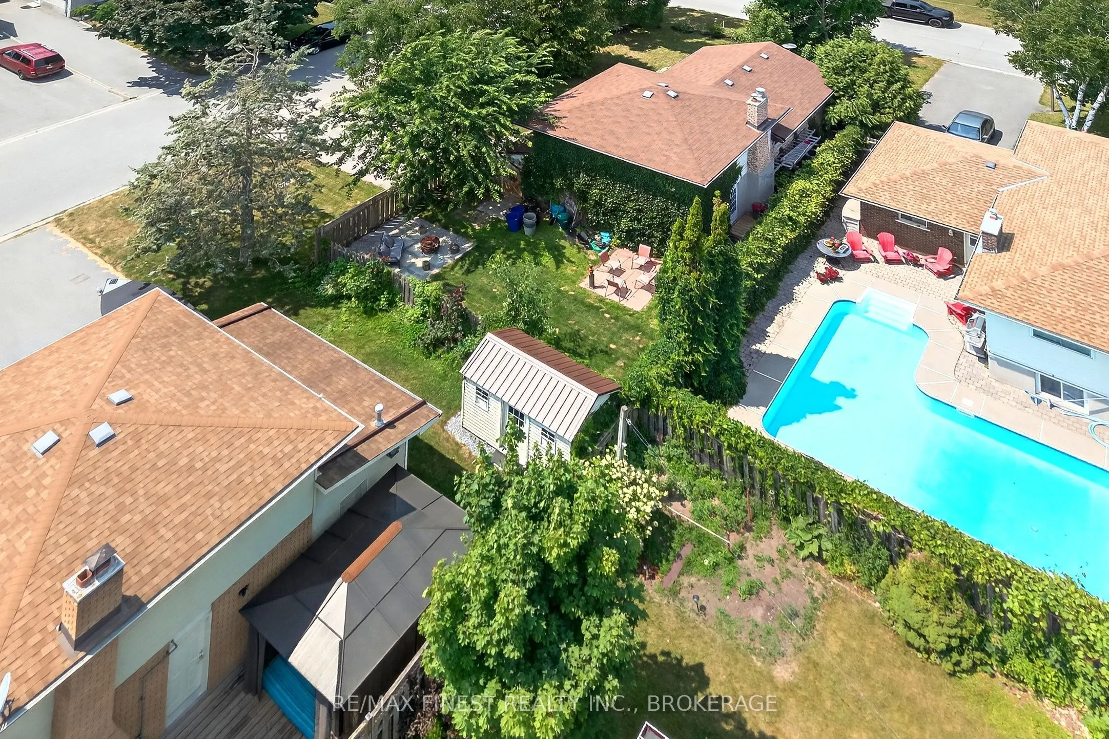23 Diamond Crescent