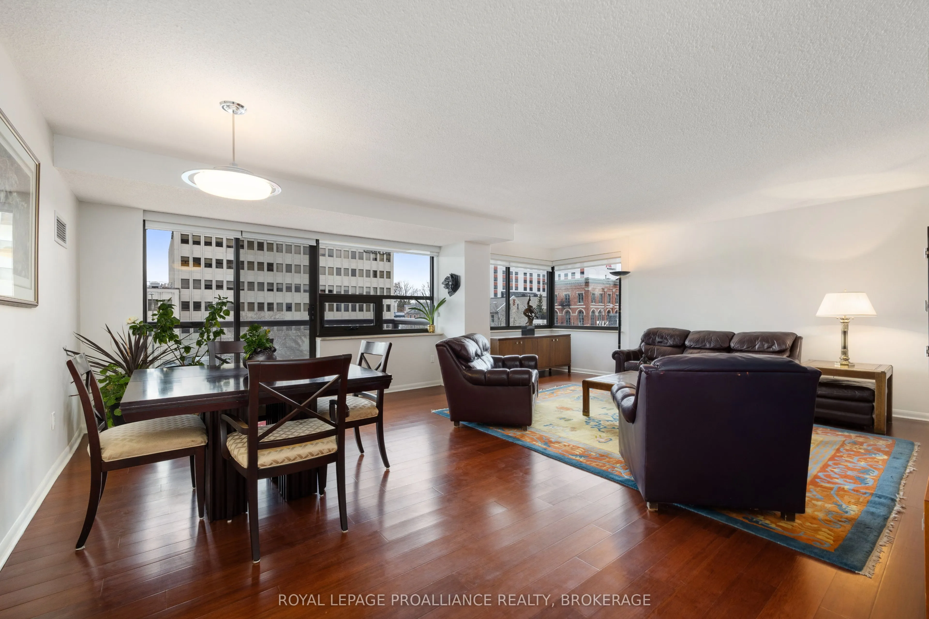 165 Ontario Street, #301