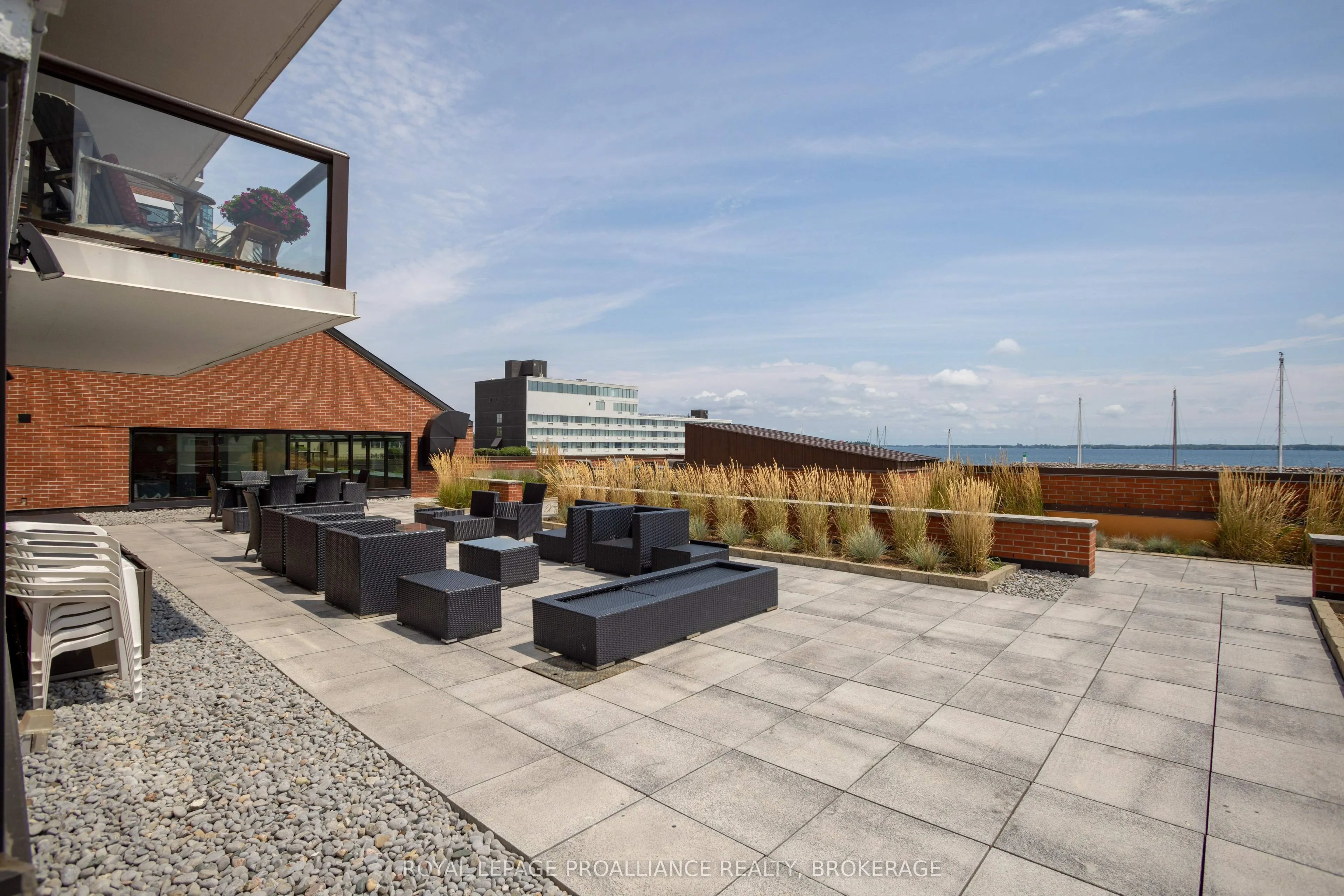 165 Ontario Street, #301