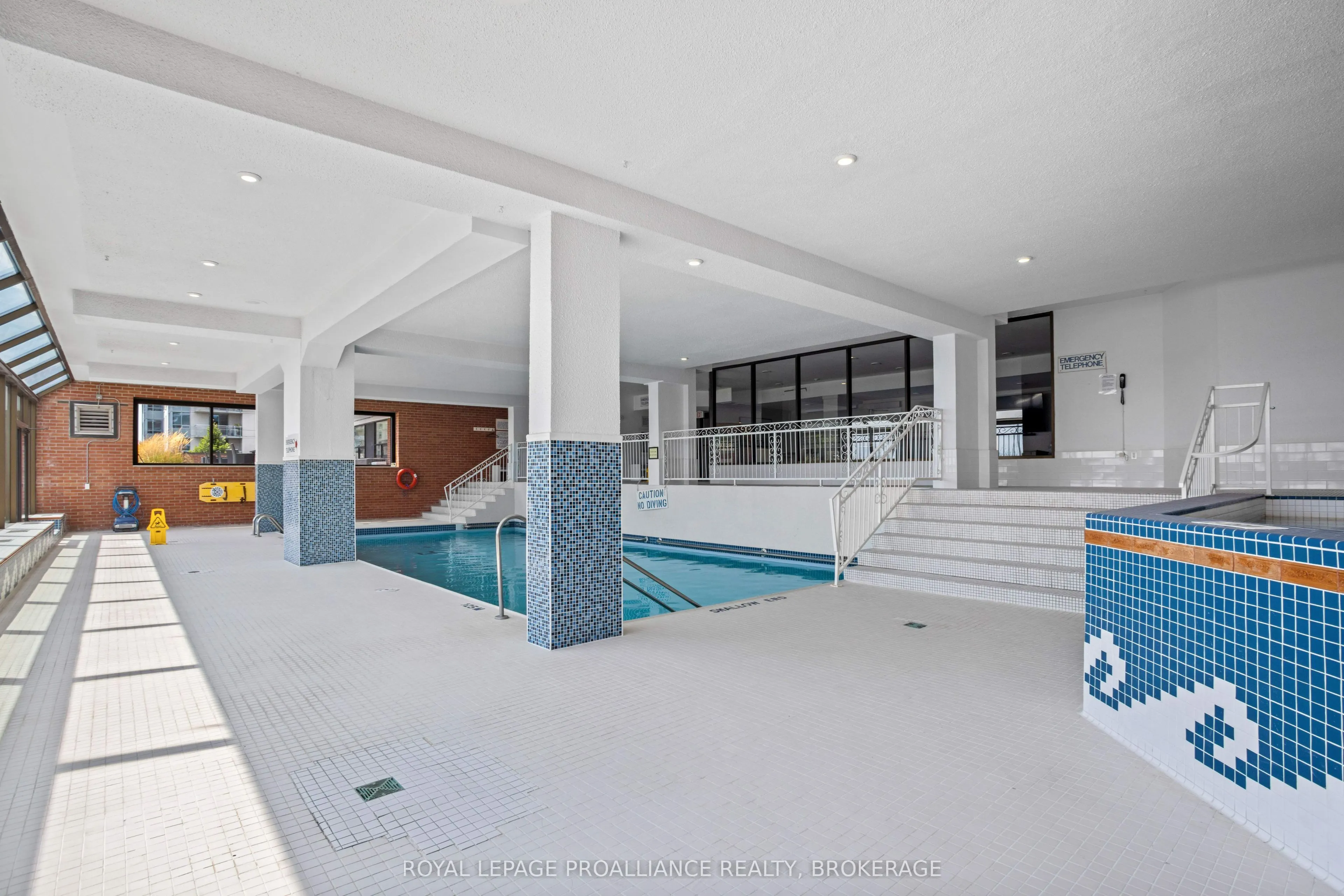 165 Ontario Street, #301