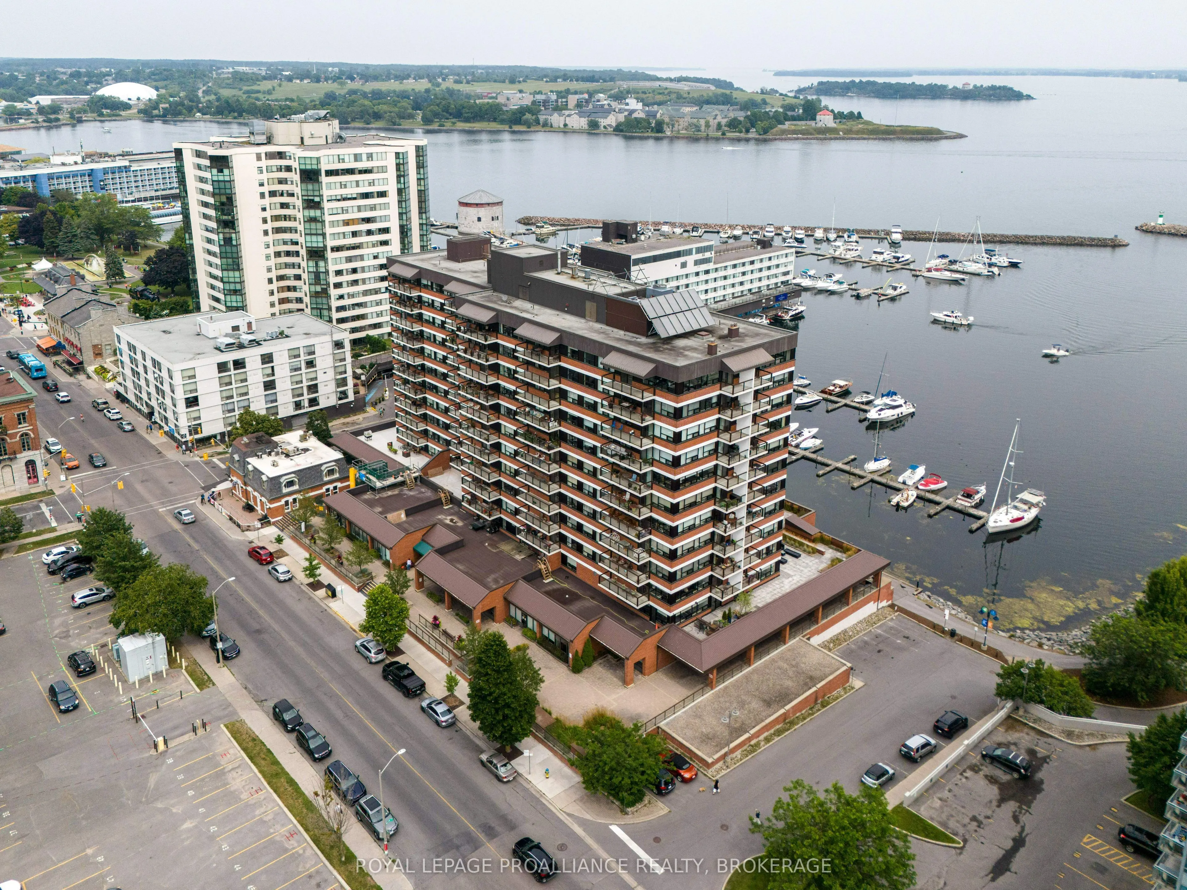 165 Ontario Street, #301