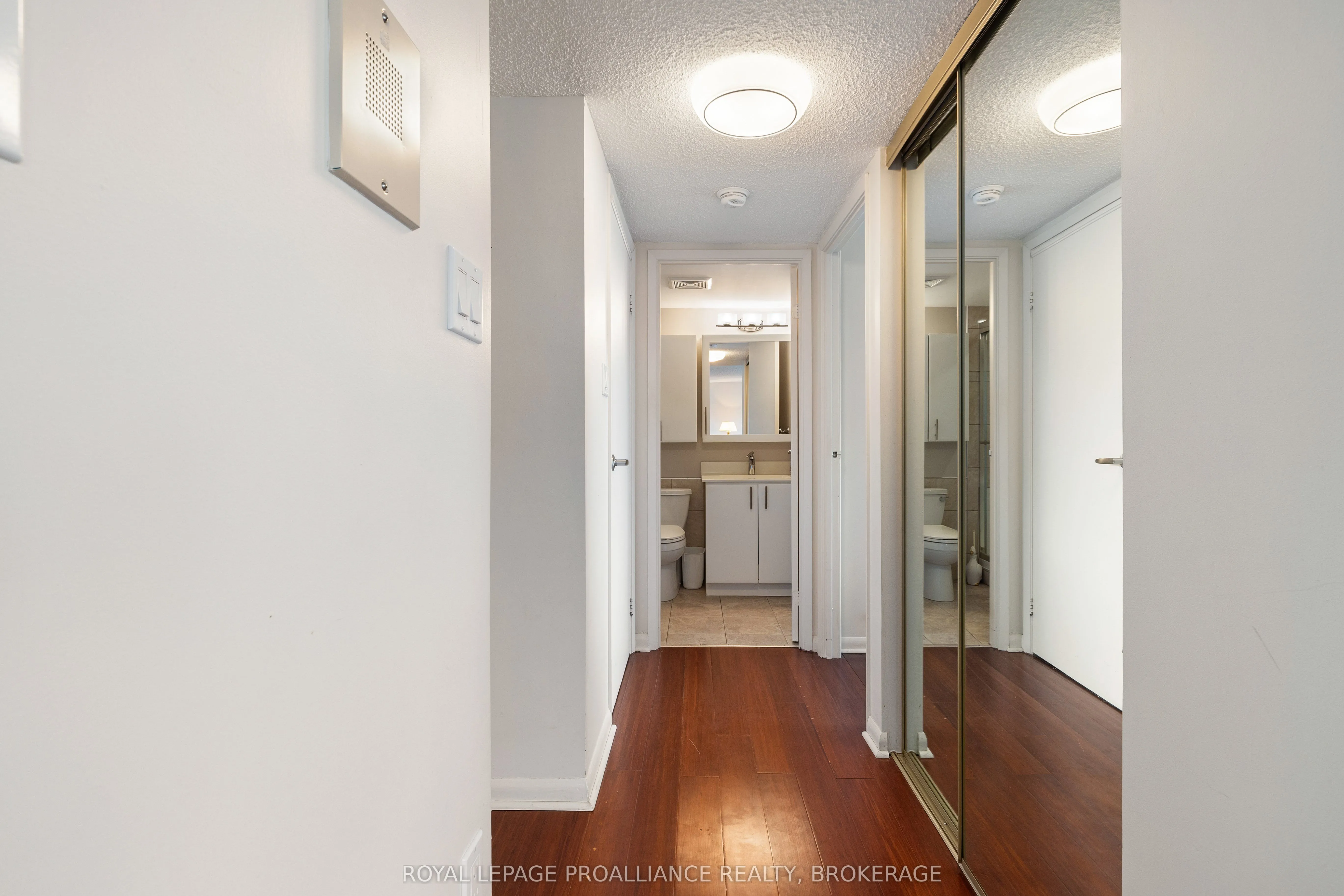 165 Ontario Street, #301
