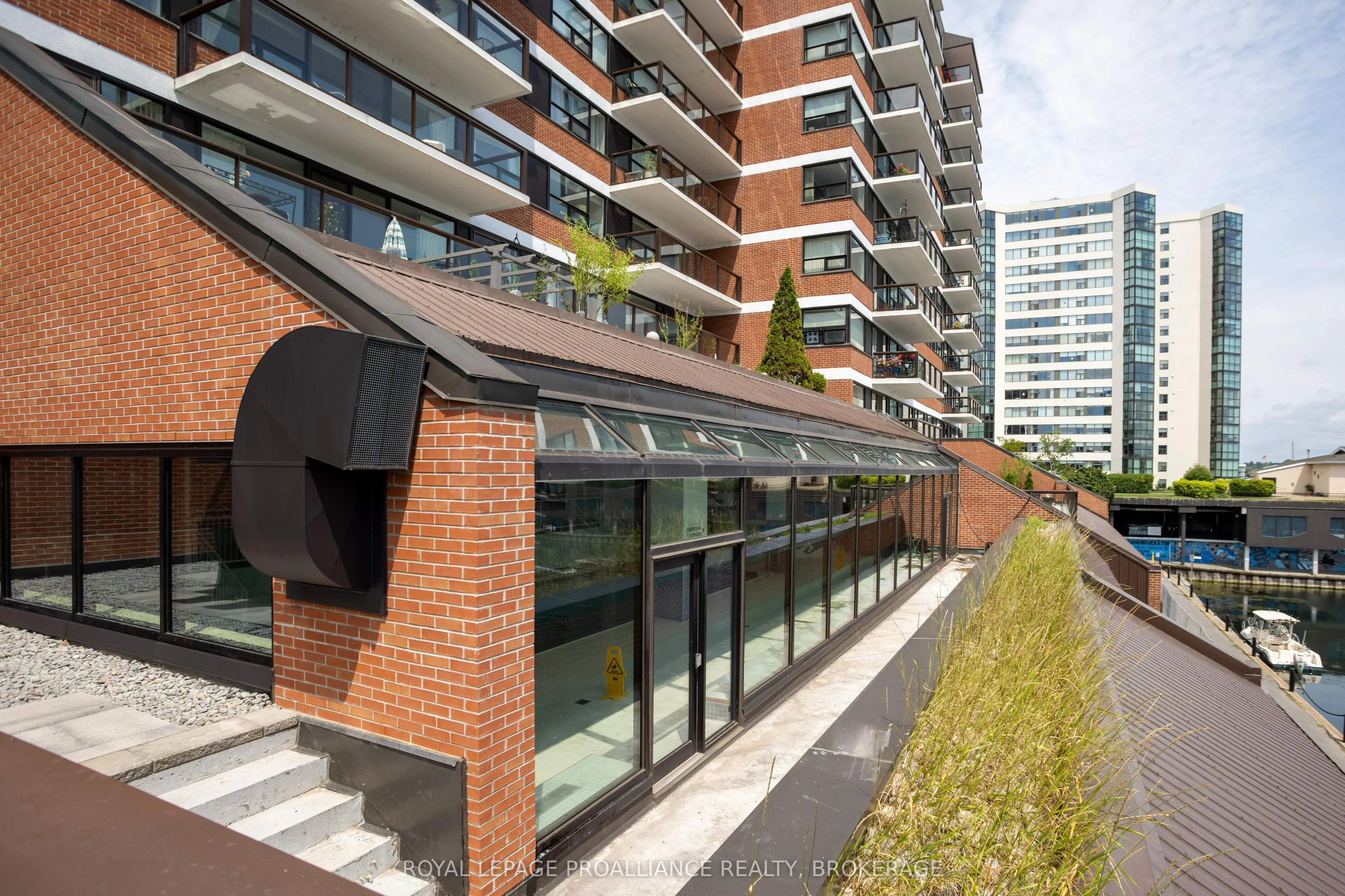 165 Ontario Street, #301