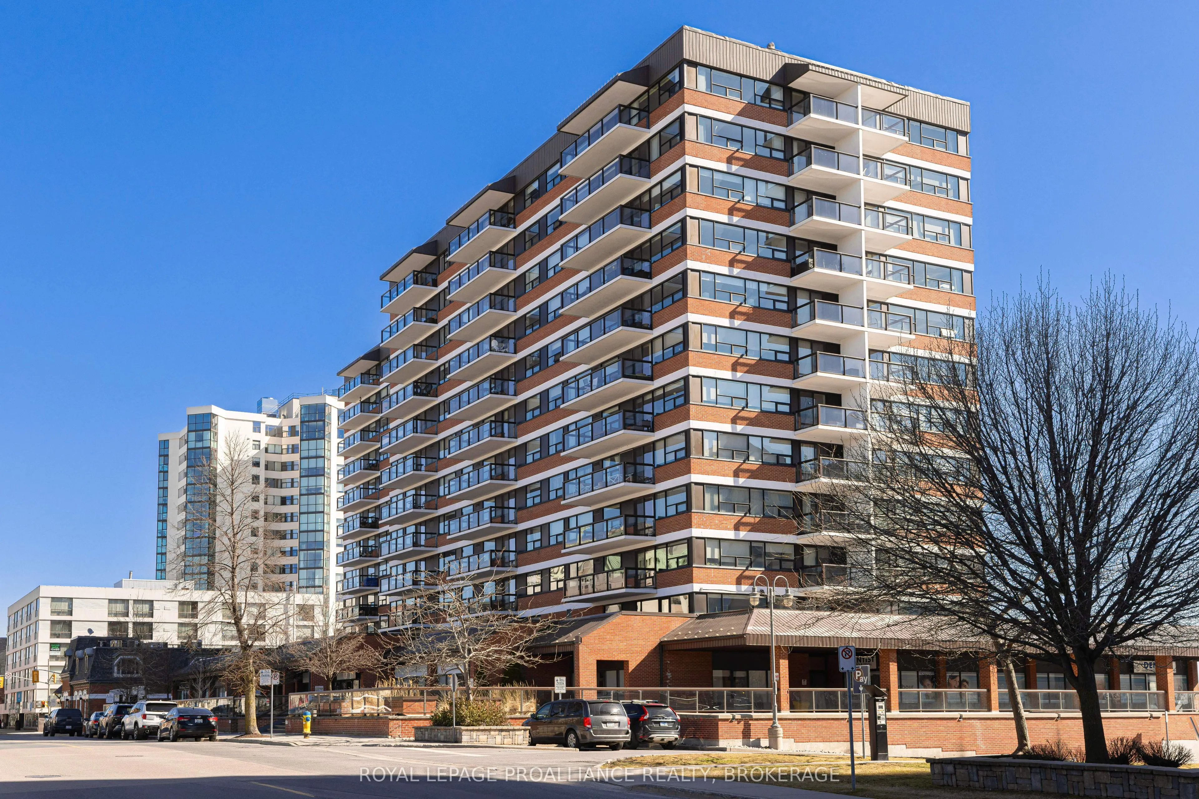 165 Ontario Street, #301
