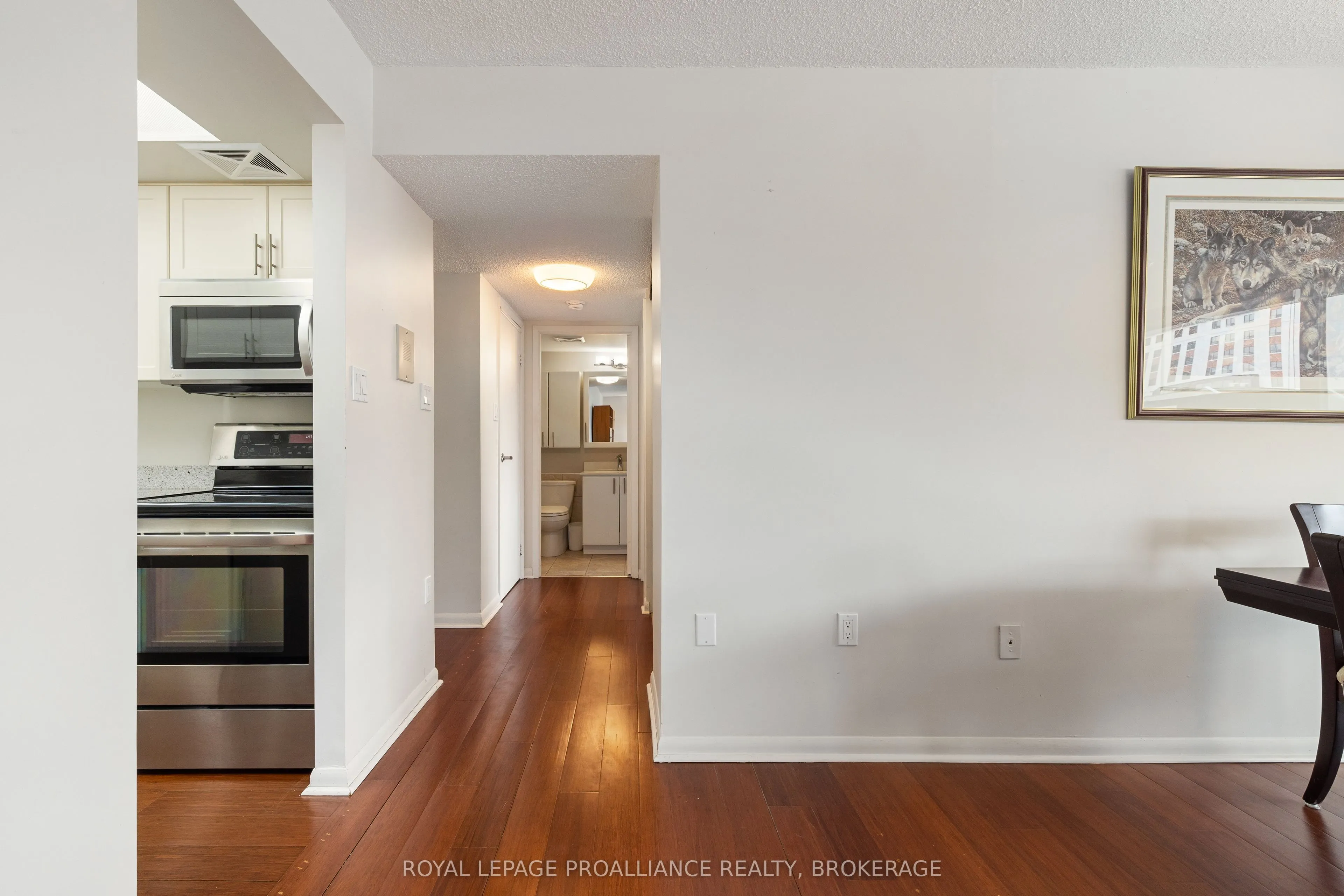 165 Ontario Street, #301