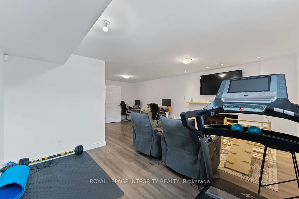 15 Peever Place