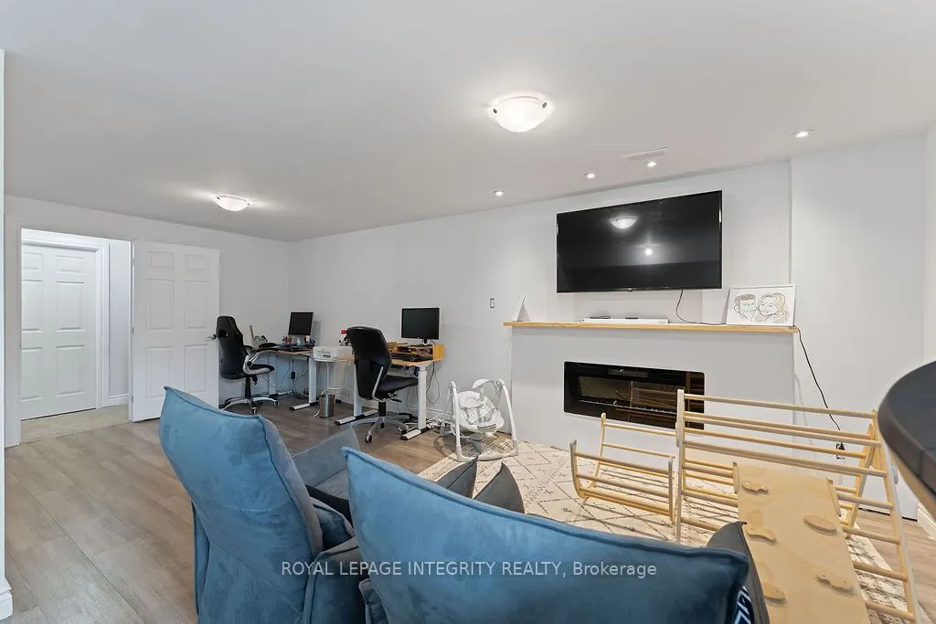 15 Peever Place