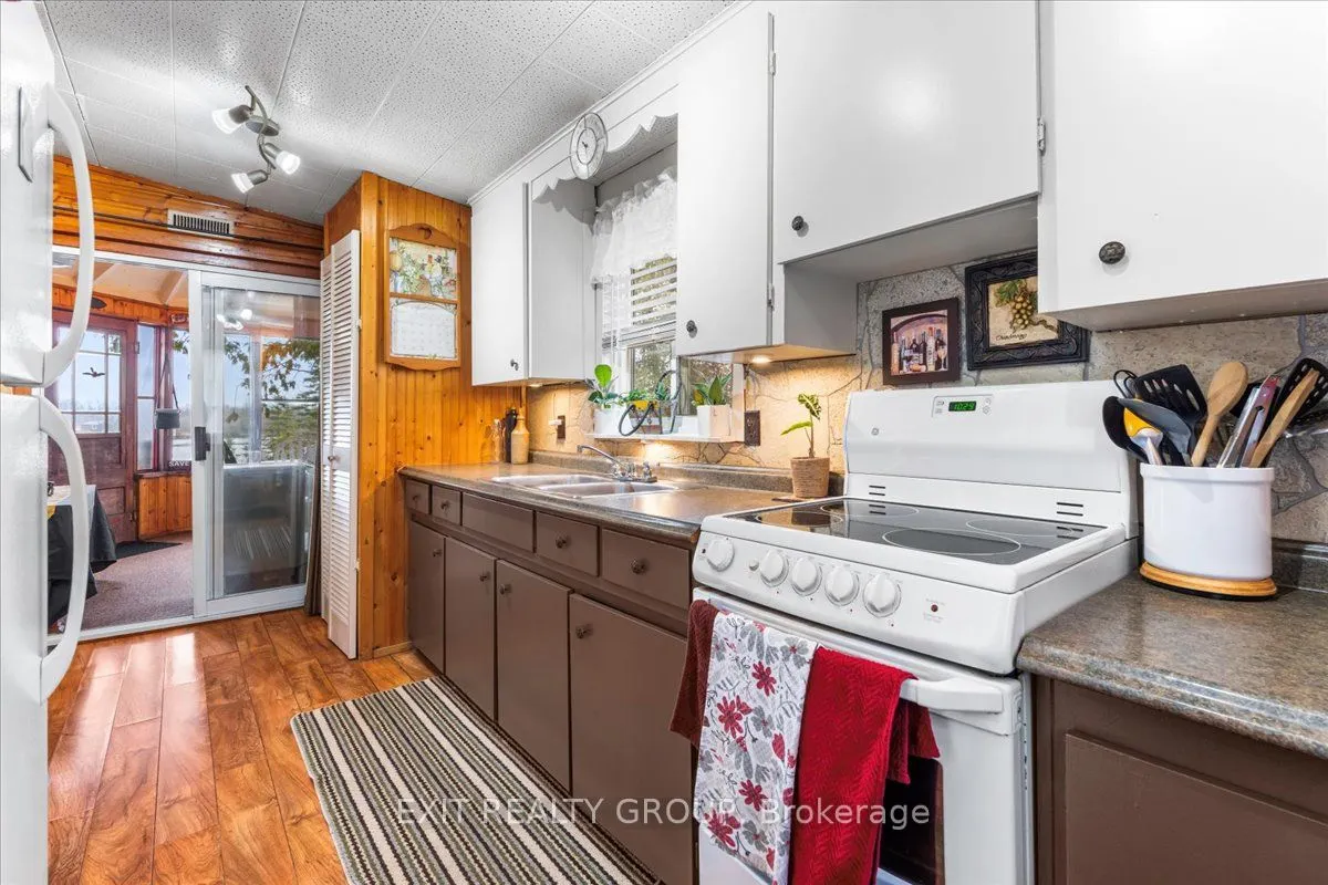 82 Canal Road