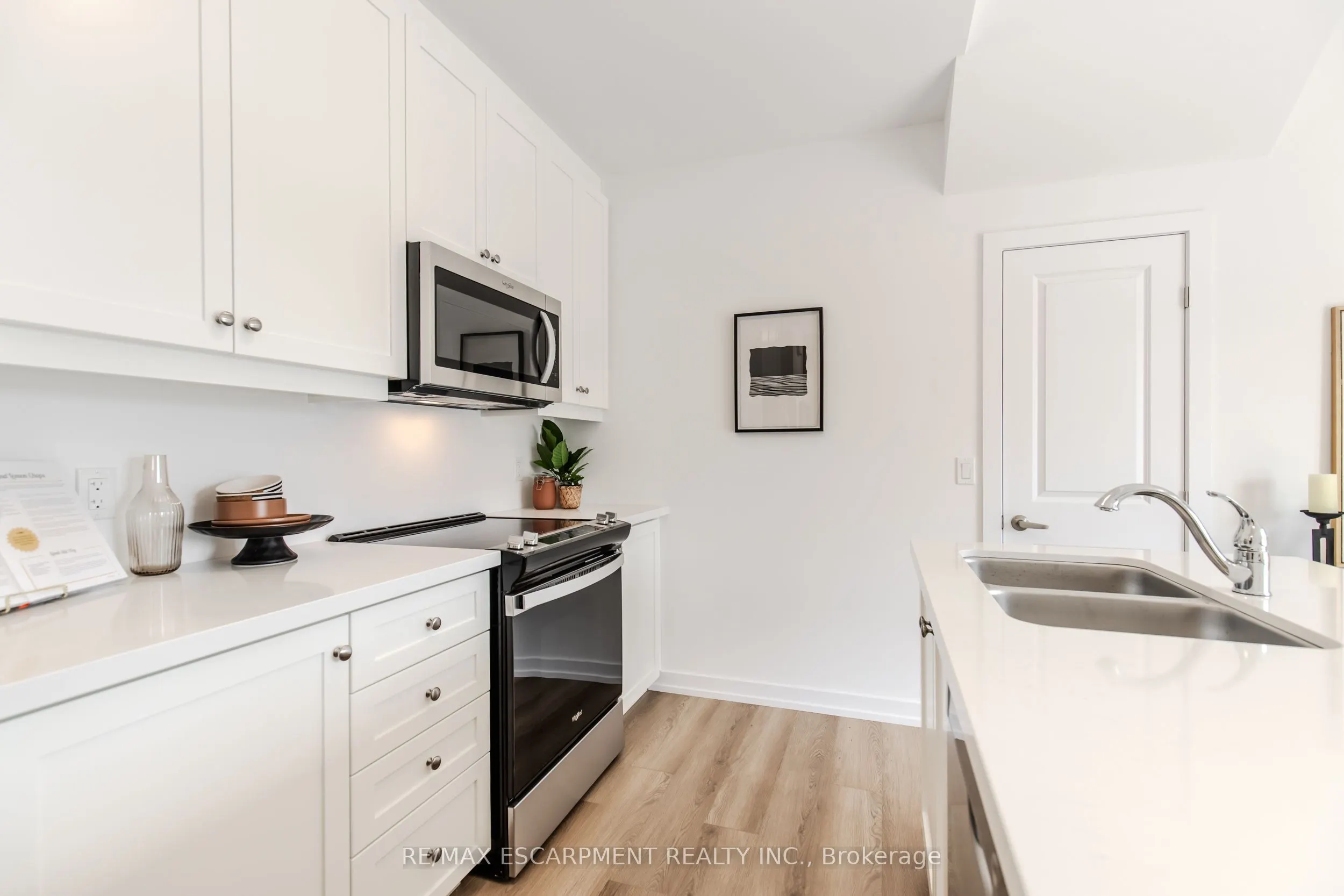 249 Burke Street, #0