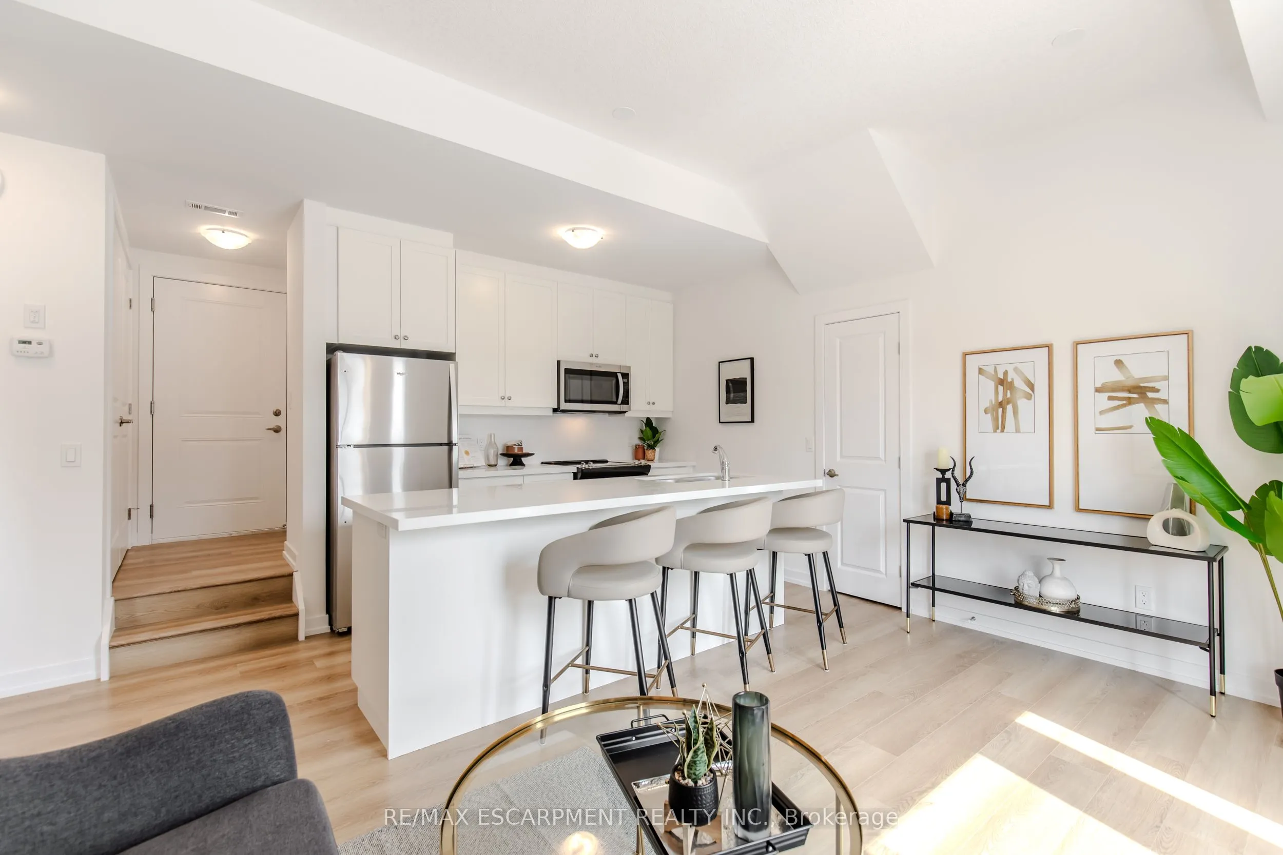 249 Burke Street, #0