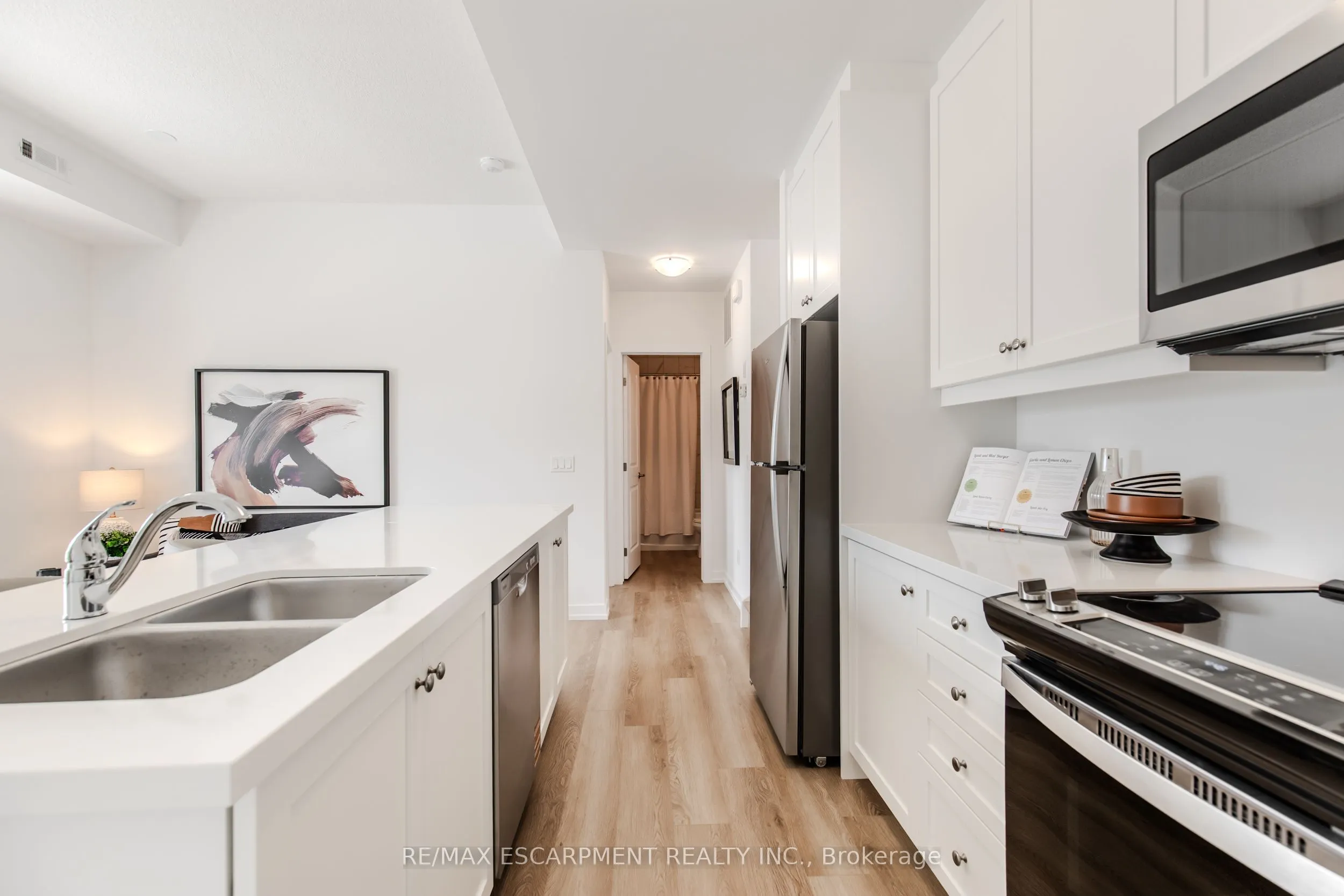 249 Burke Street, #0