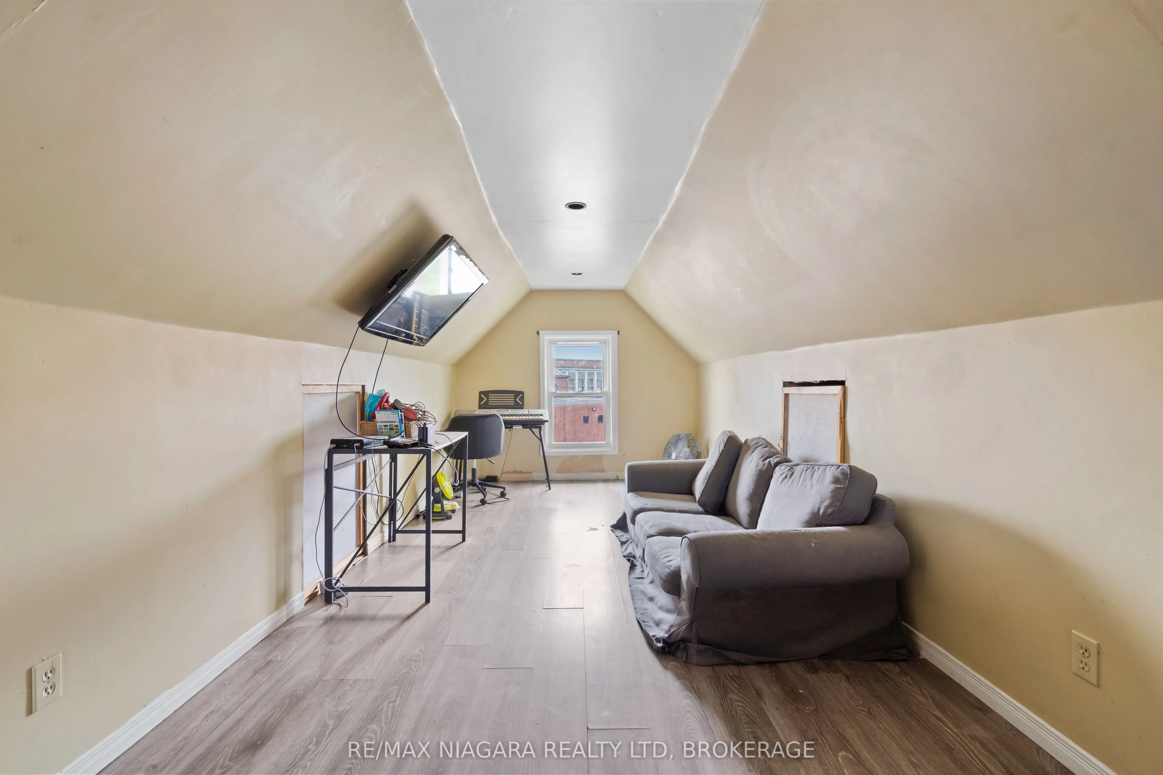 4761 EPWORTH Circle
