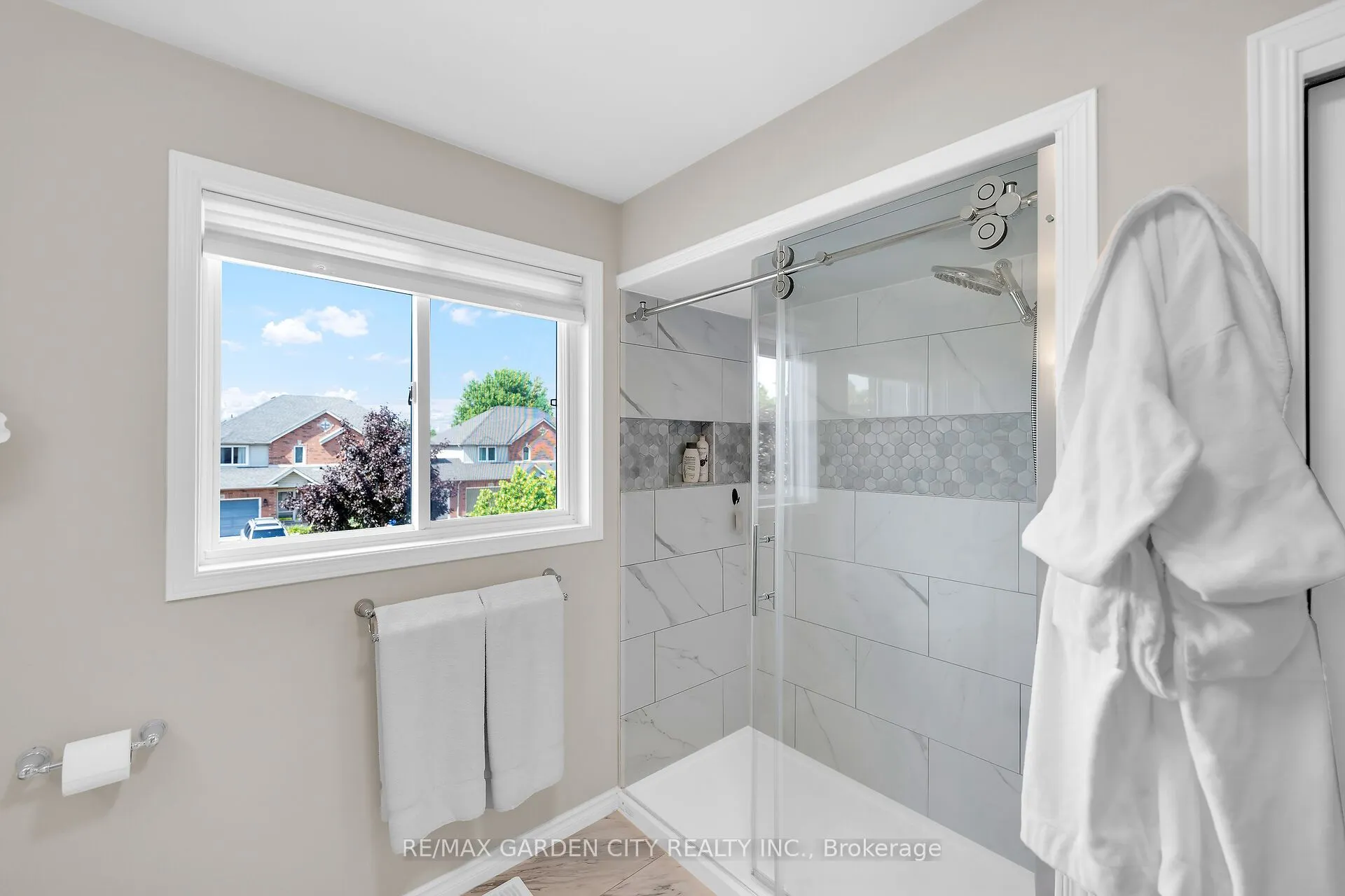 5126 ST. GEORGE Drive