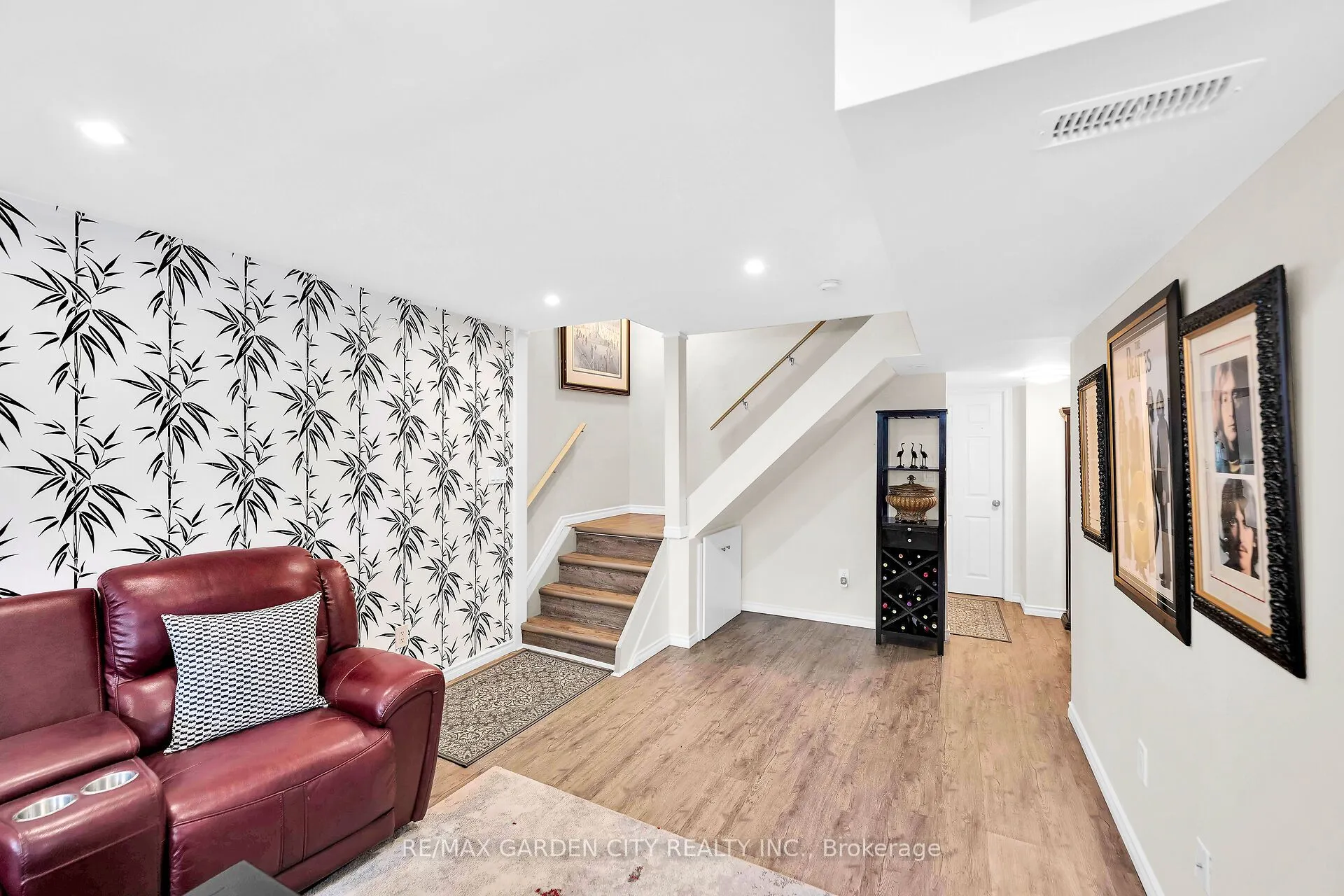 5126 ST. GEORGE Drive