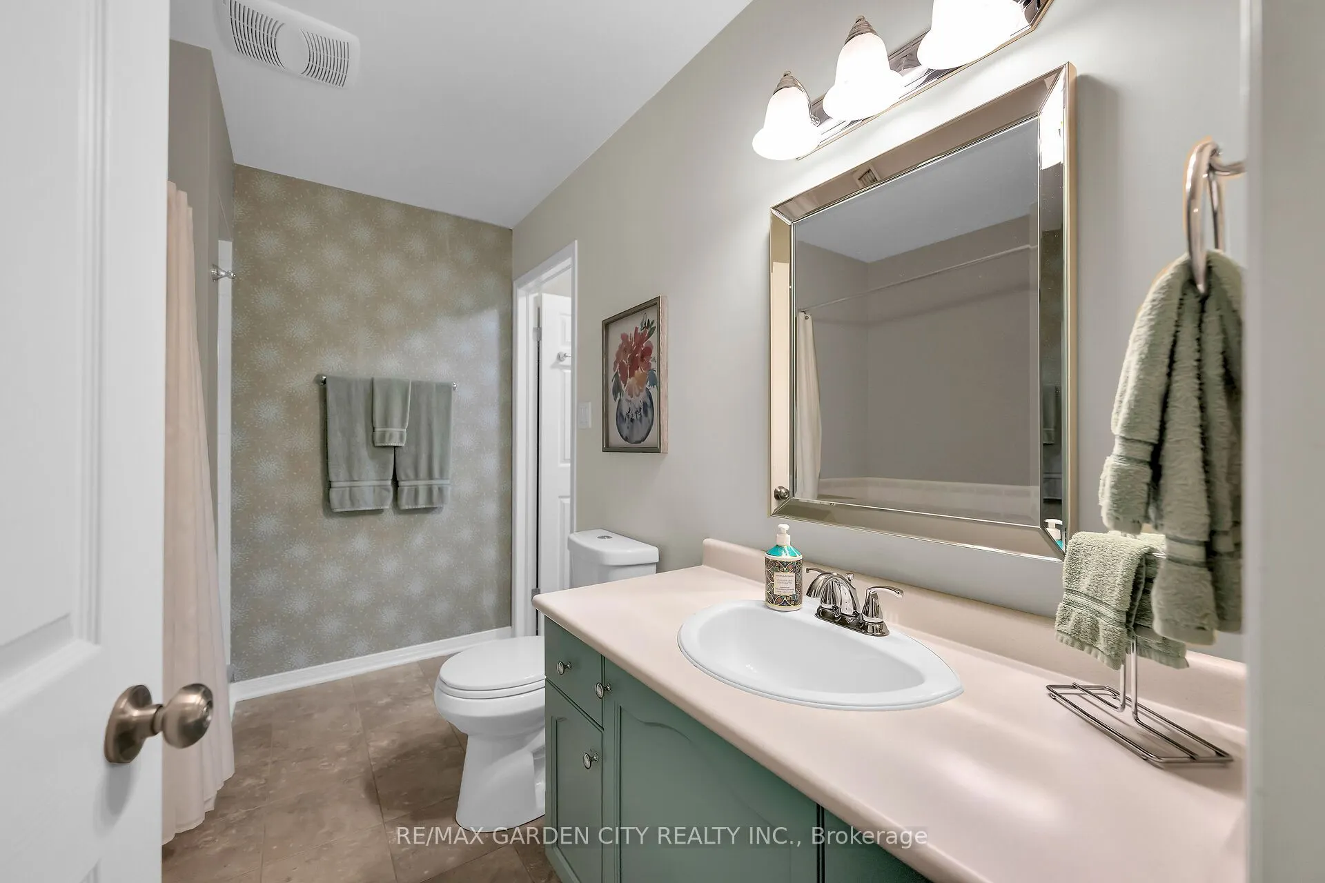 5126 ST. GEORGE Drive