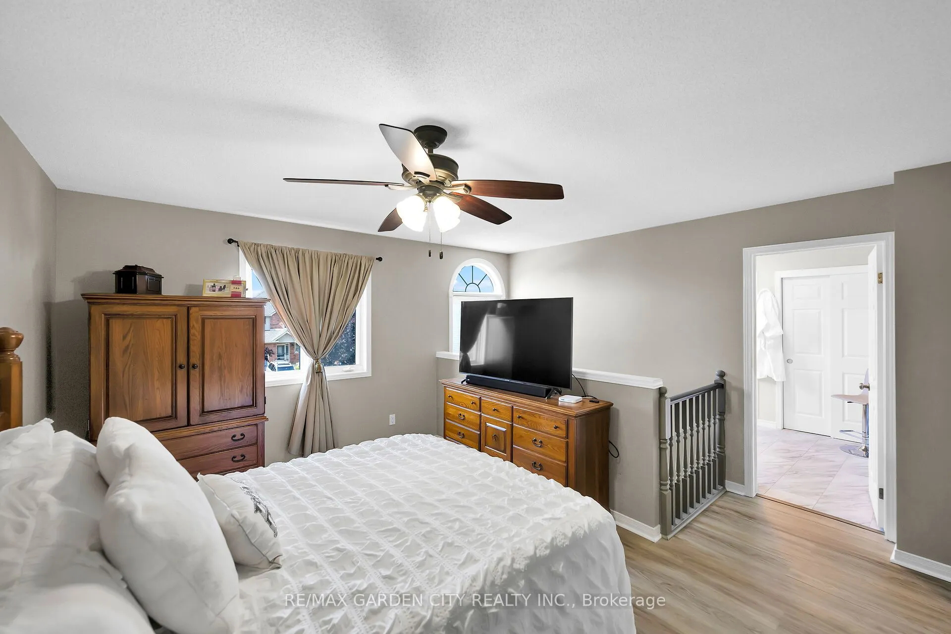 5126 ST. GEORGE Drive