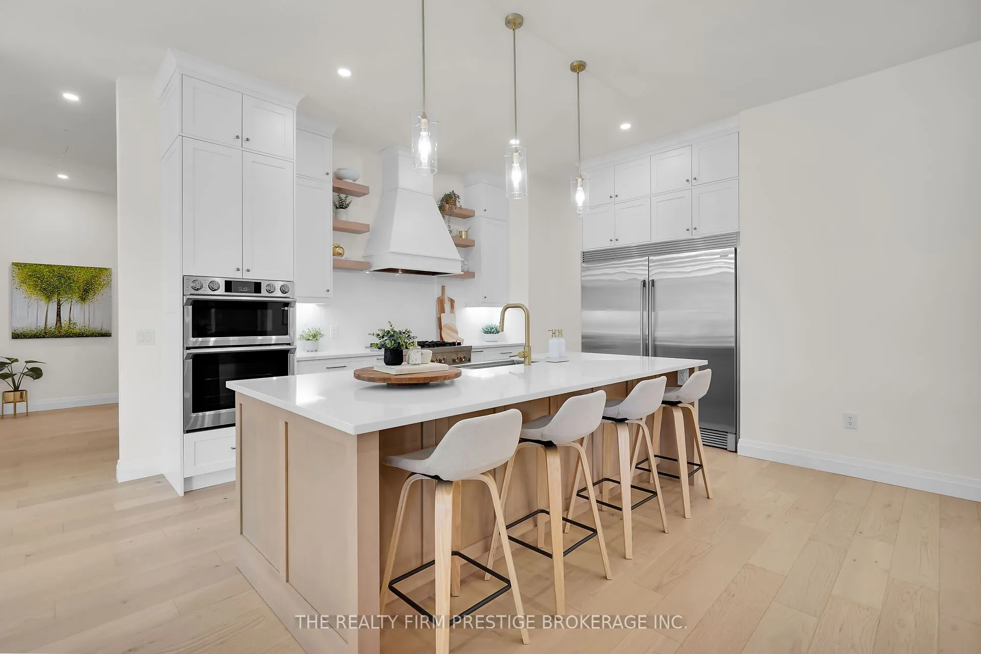 97 Simcoe Avenue