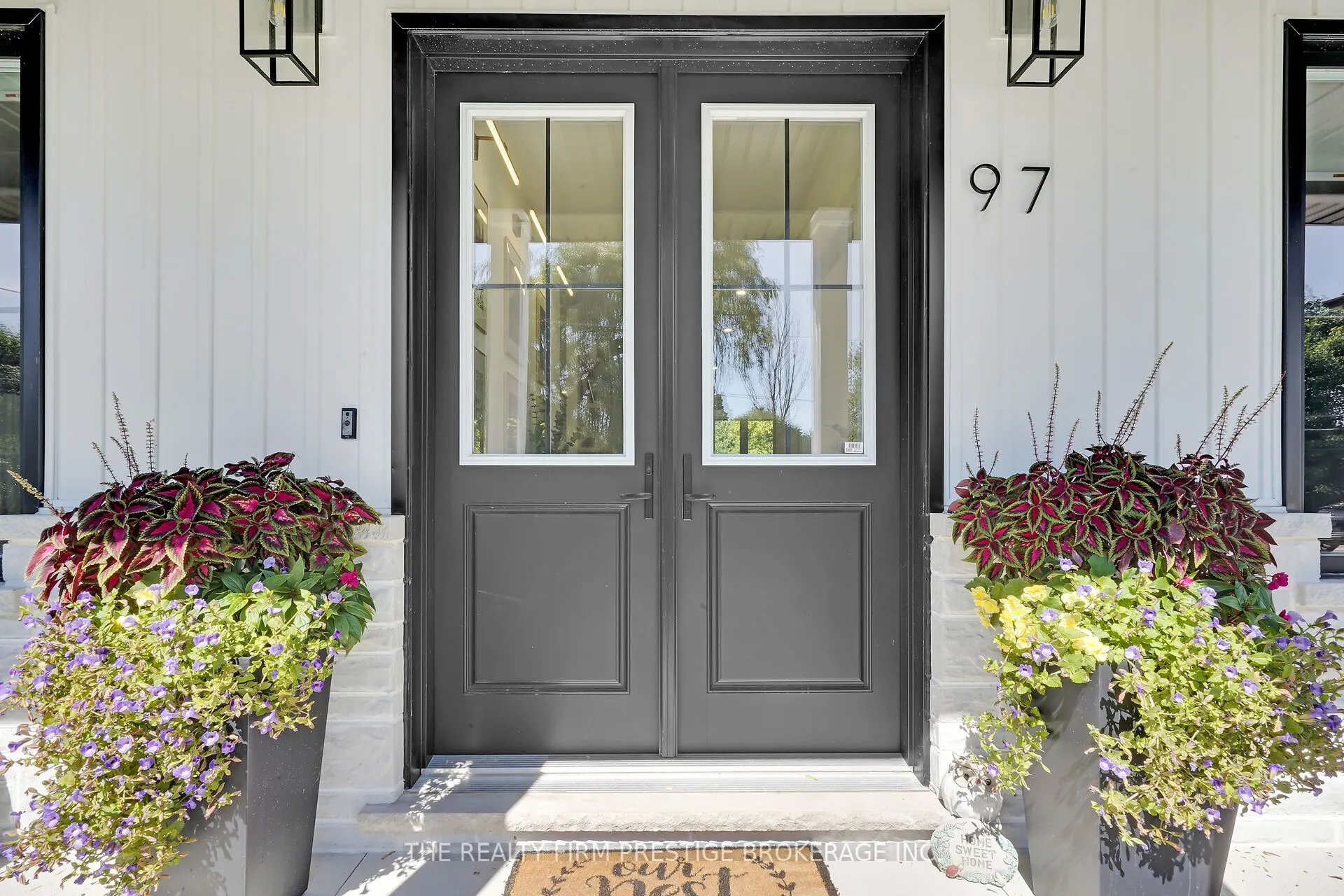 97 Simcoe Avenue
